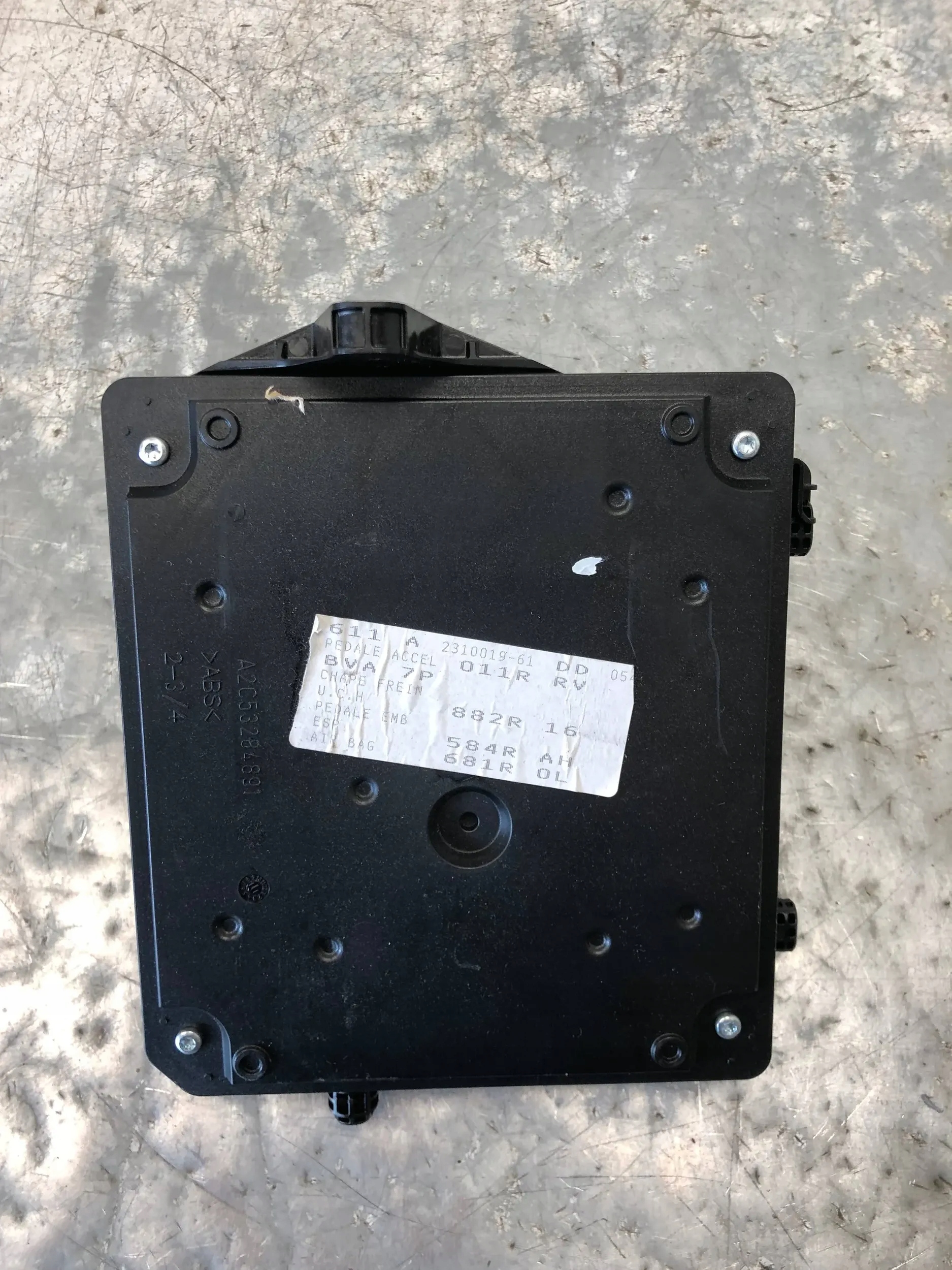 module BCM RENAULT SCENIC III 284B17882R