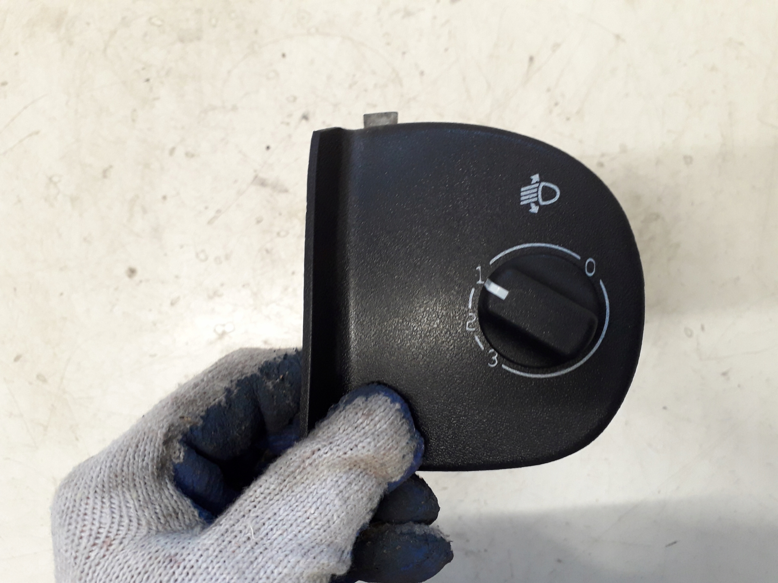 FIAT SEICENTO 97-10 PANEL PRZEŁĄCZNIK REGULACJI WYSOKOŚCI ŚWIATEŁ 7709197