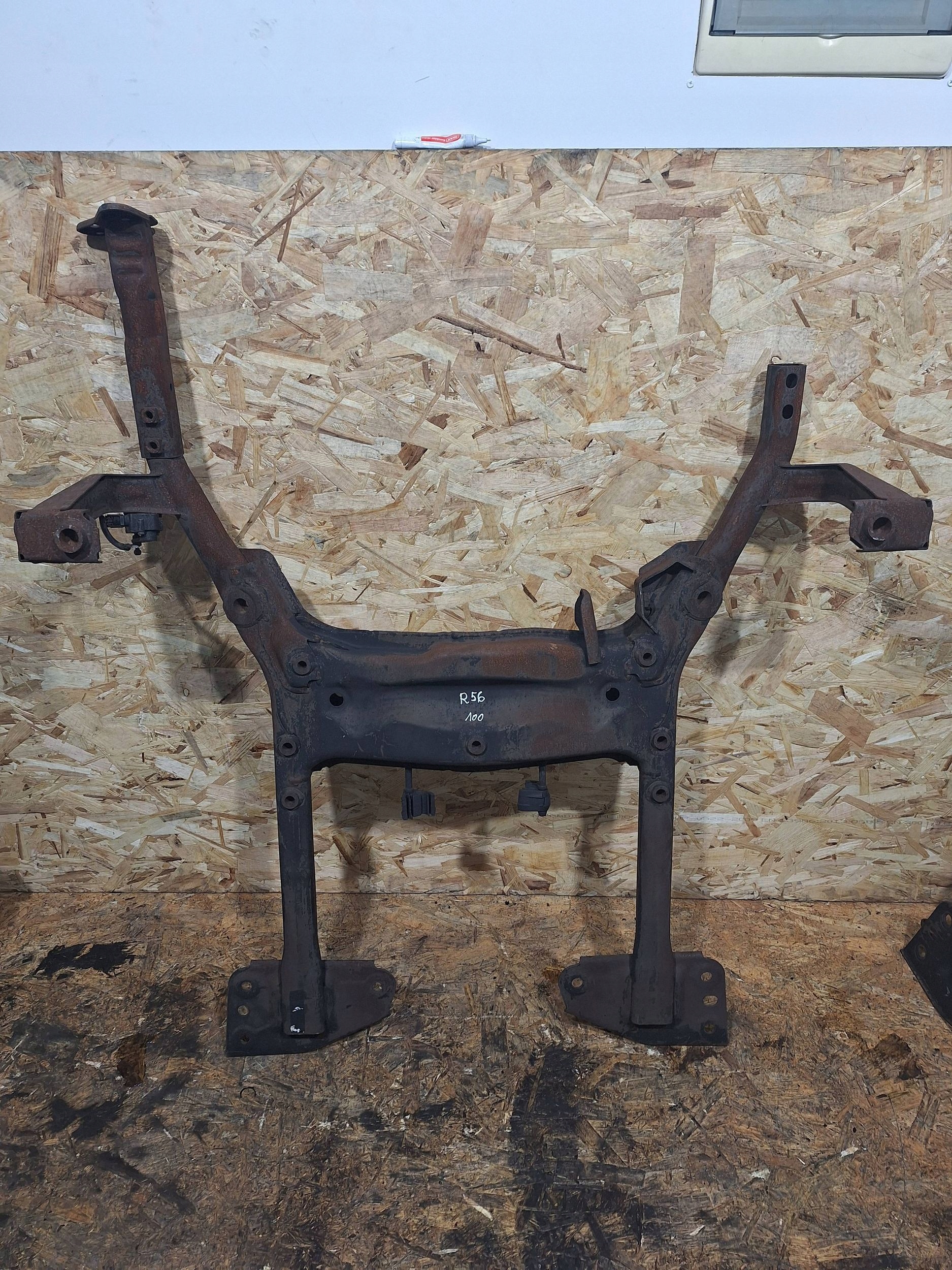 SANKI KOŁYSKA WÓZEK MINI COOPER R55 R56 R57 06-13