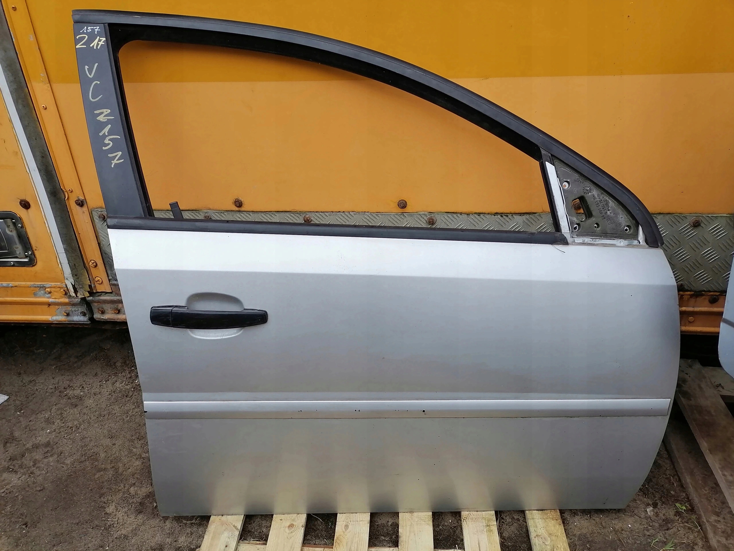 OPEL VECTRA C door right front front Z157