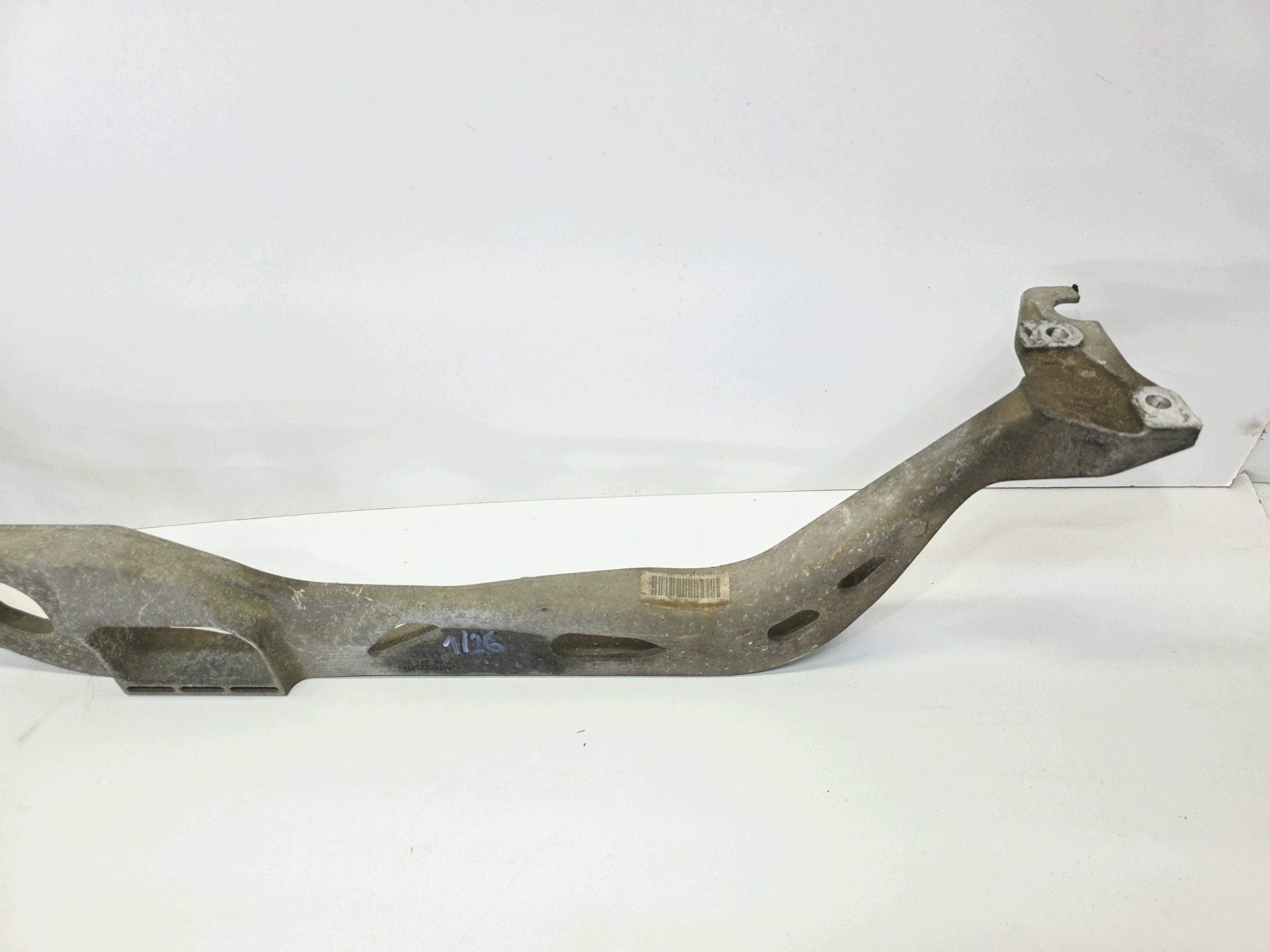 sider engine mount AUDI A4 B8 A5 8T A6 C7 2.0 TDI 8K0199521Q 1/26