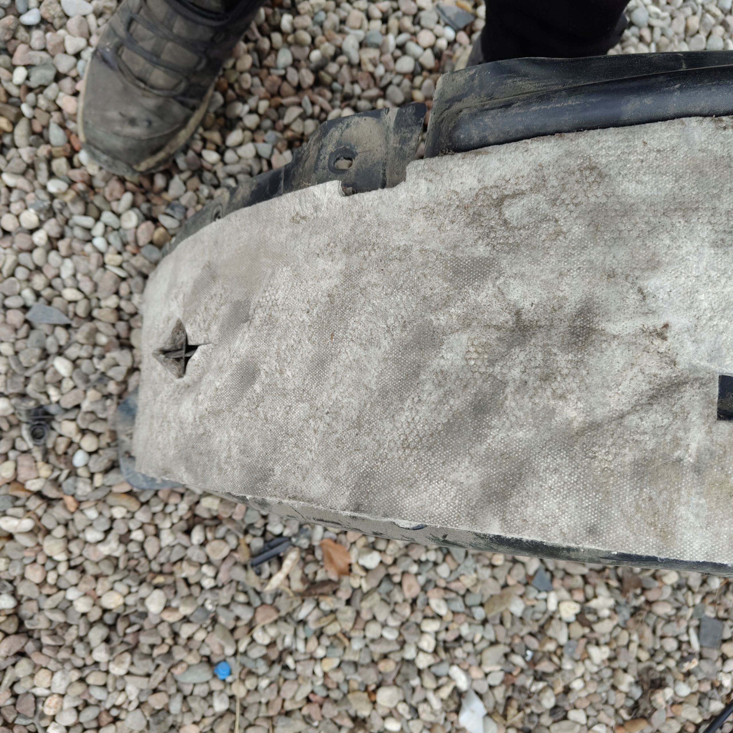 mudguard rear. rear part left CITROEN C3 III 9811931780