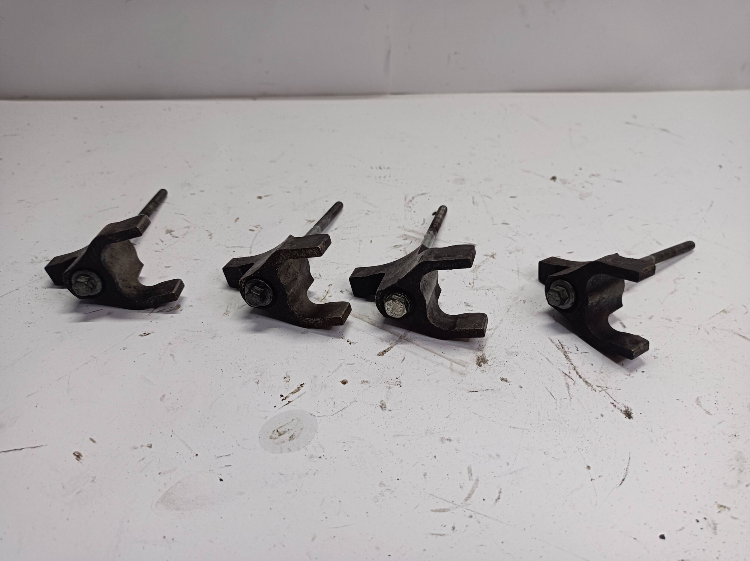 Halter Einspritzdüse Jaguar XF X250 2.0D 204DTD