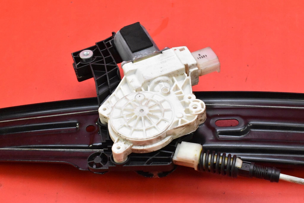 window regulator right rear part 7182122 BMW F11 13-17