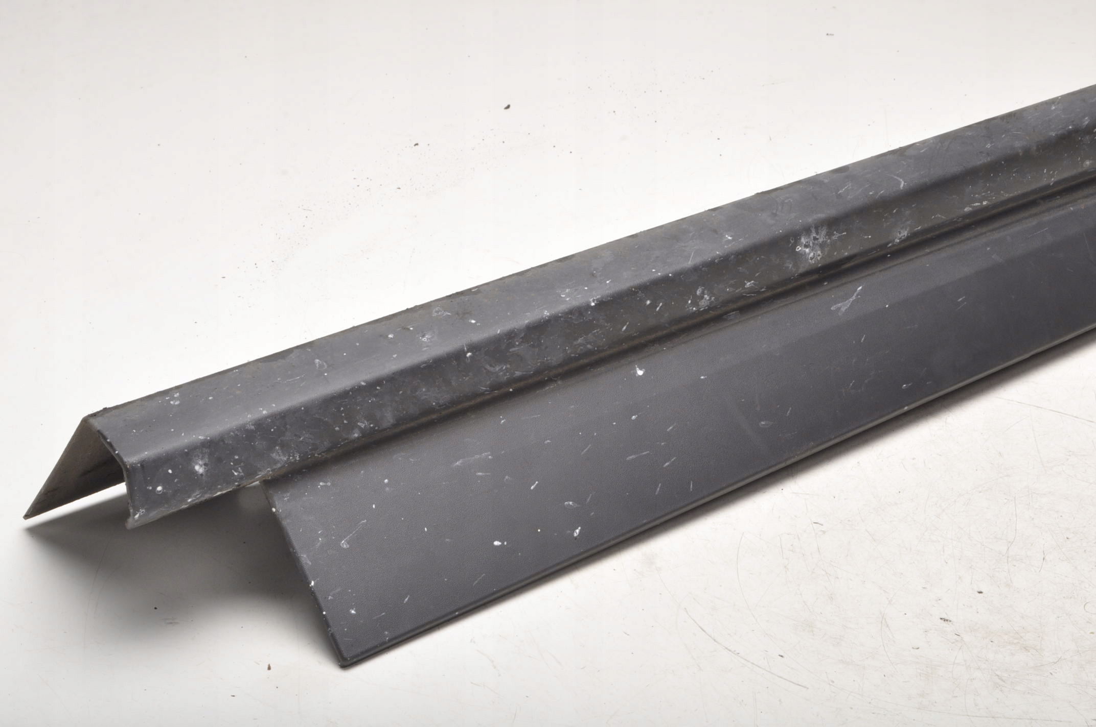 FORD TRANSIT COURIER NAKŁADKA PROGOWA LEWA Typ samochodu Samochody osobowe