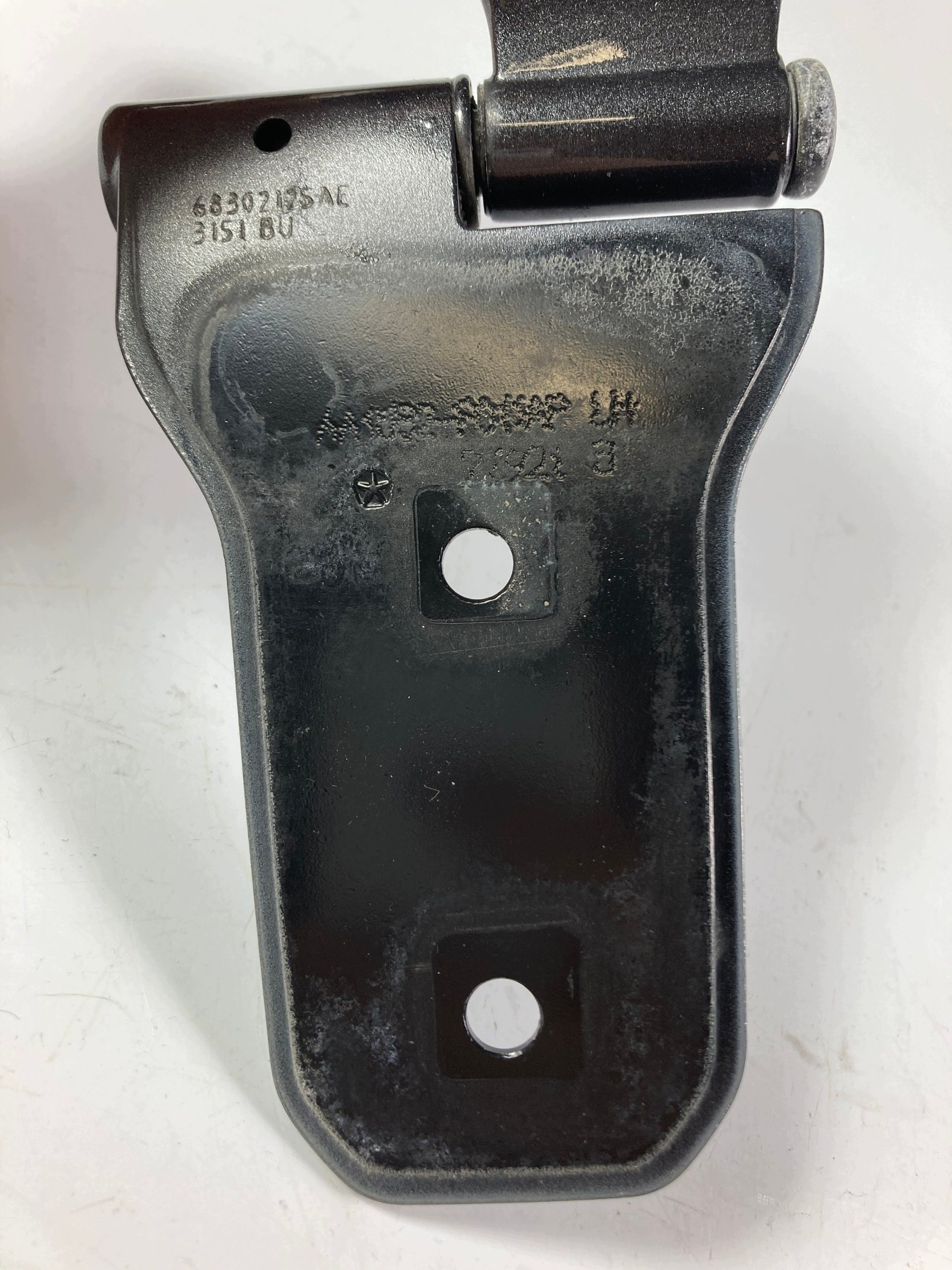Jeep Wrangler hinge door front left upper 2018-26