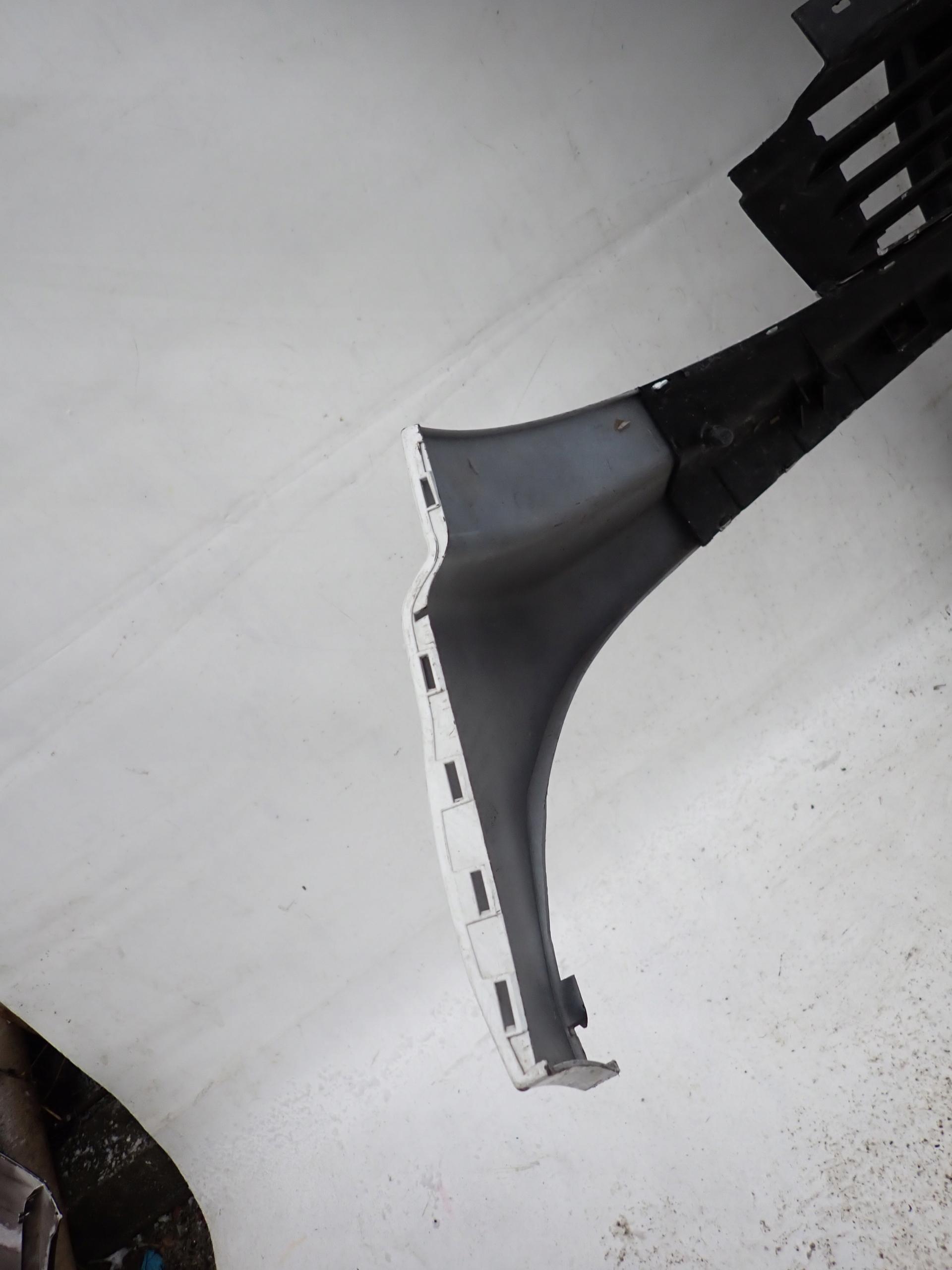 RENAULT TRAFIC II 2 LIFT 06-14 Grill Grill