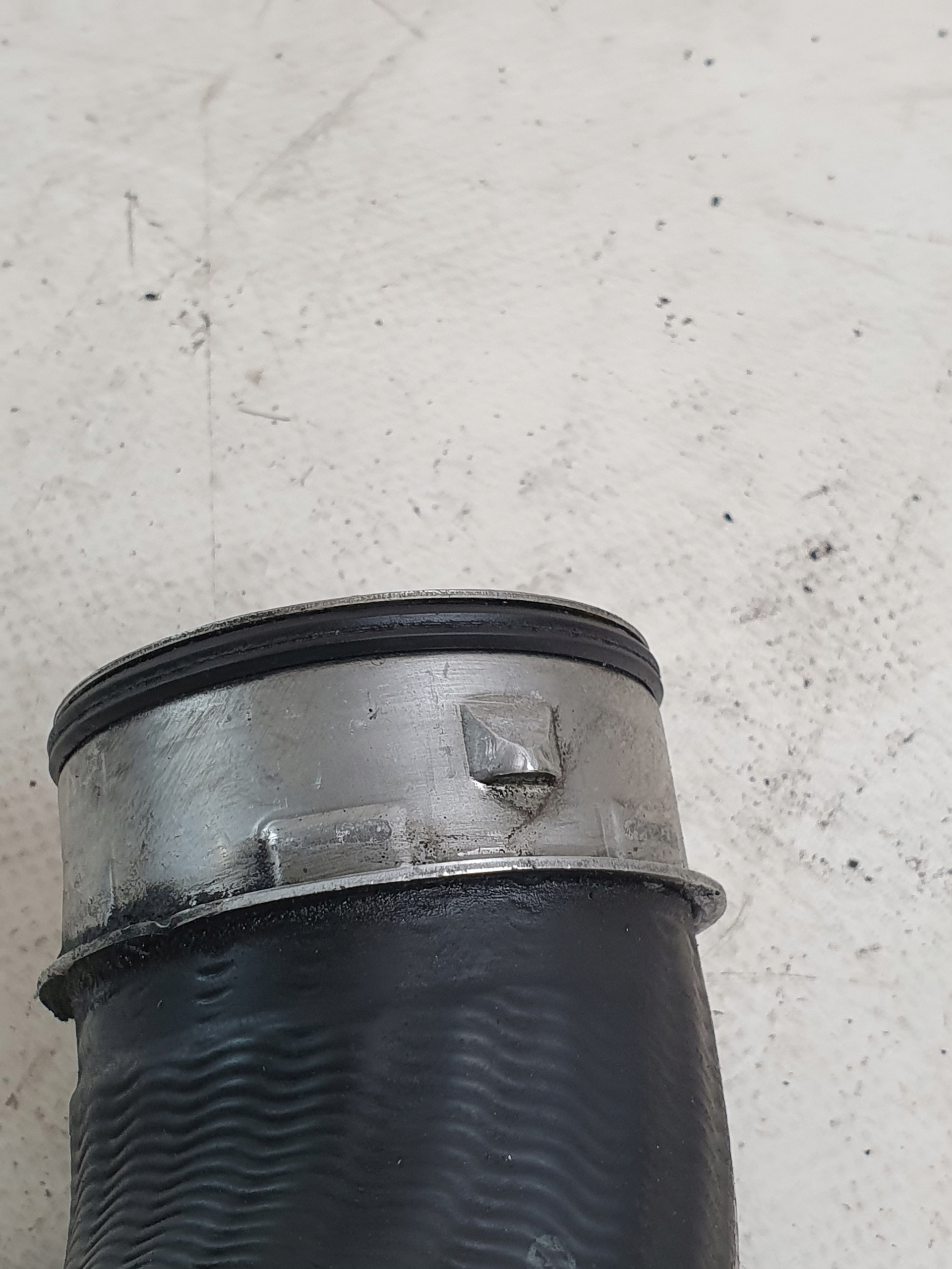 Schlauch luft intercooler OE 3C0145770B VOLKSWAGEN PASSAT B6 2.0TDI