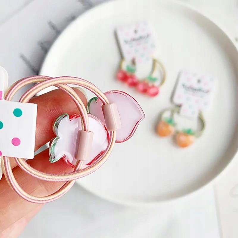 Komplet gumek do warkoczyków wisienka róż do włosów dla dziewczynki Cechy brak