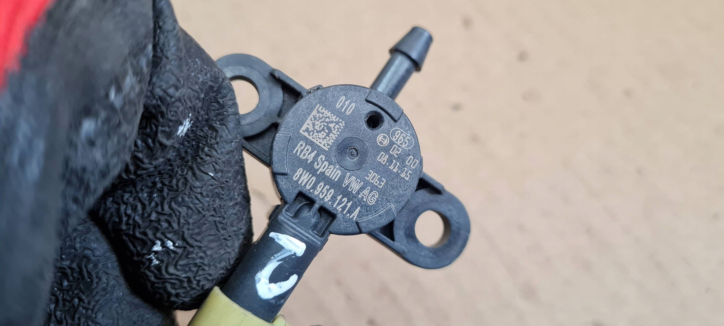 A4 B9 8W sensor OCHRONY PIESZYCH connecting spoiler 8W0959121A A5 8W S5