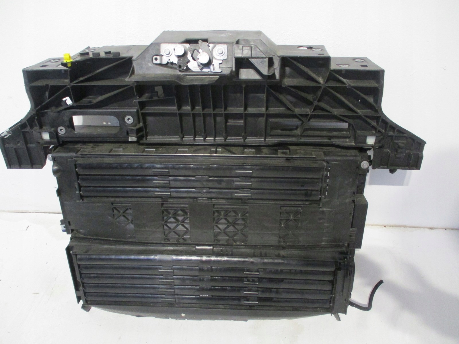 Pas przedni chłodnice BELKA PEUGEOT RIFTER Typ samochodu Samochody osobowe