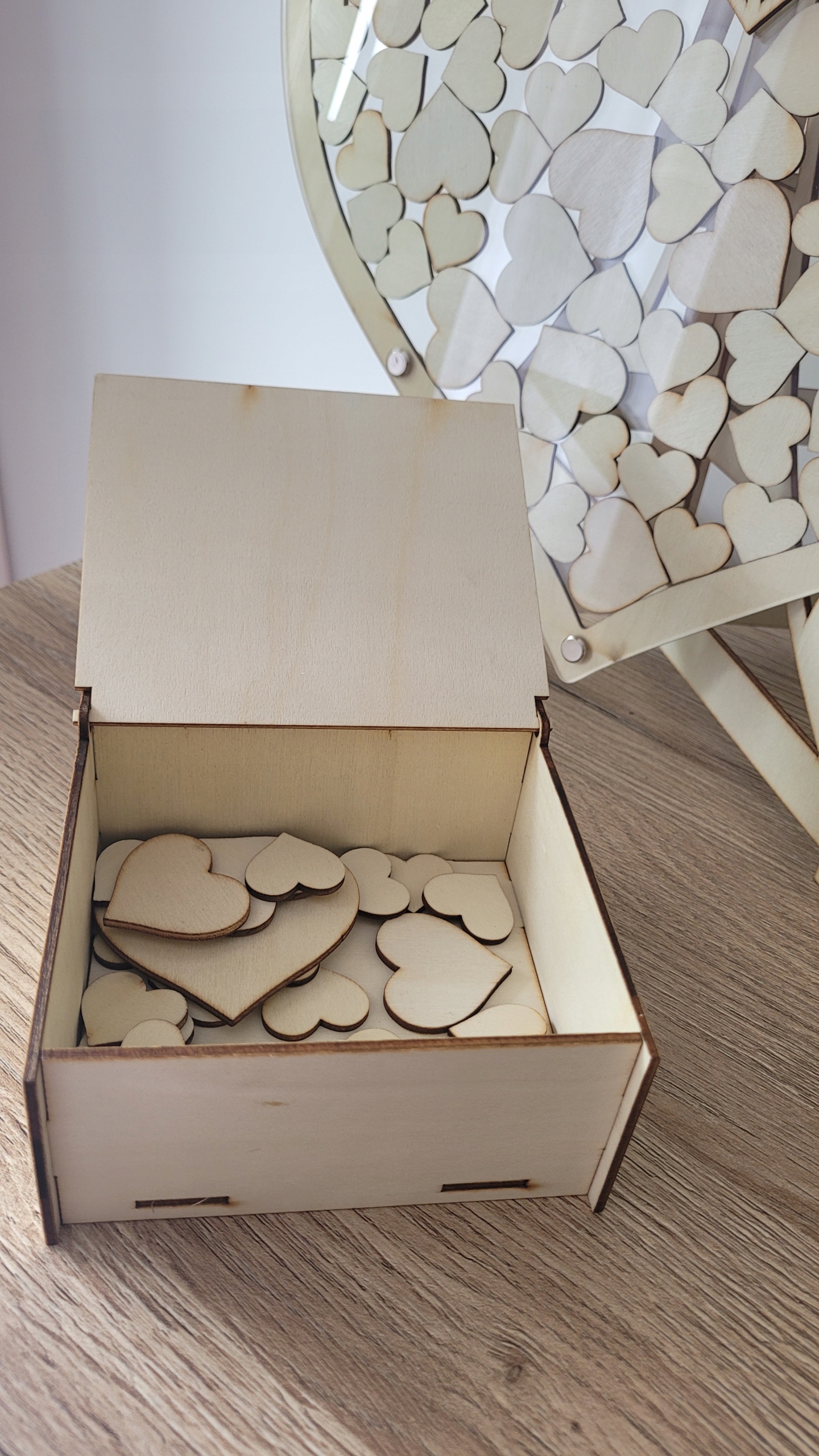 KSIĘGA GOŚCI W KSZTAŁCIE SERCA PAMIĄTKA ŚLUB / WESELE Rodzaj księgi