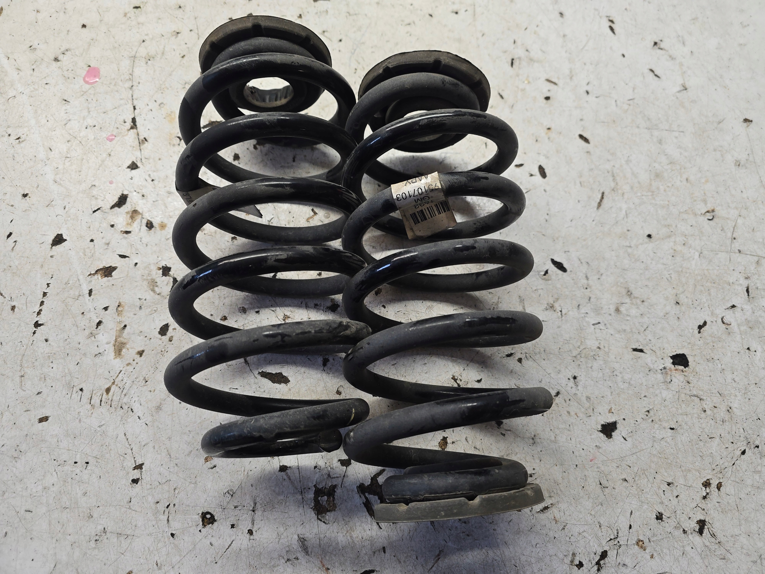 OPEL MOKKA X springs rear. springing spring right left 2WD