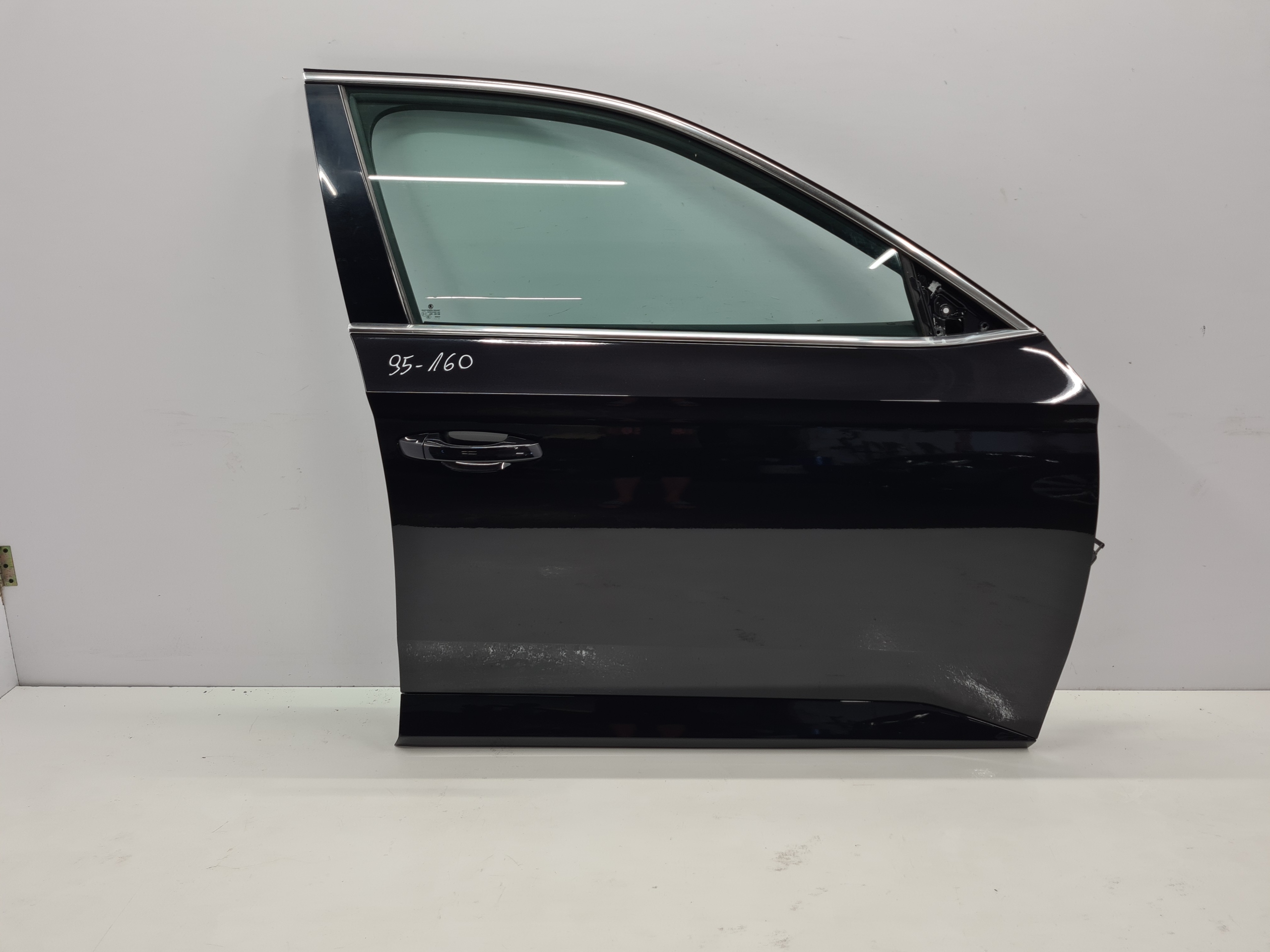 SKODA SUPERB III DRZWI PRAWY PRZÓD PRZEDNIE LF9R za 2500.00PLN z ...
