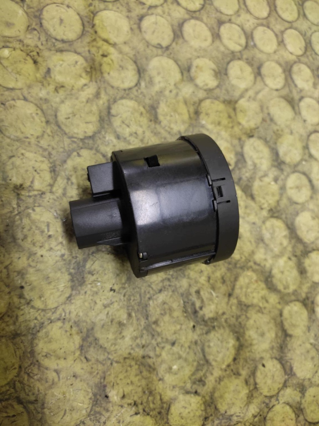 VW GOLF V switch of the lights