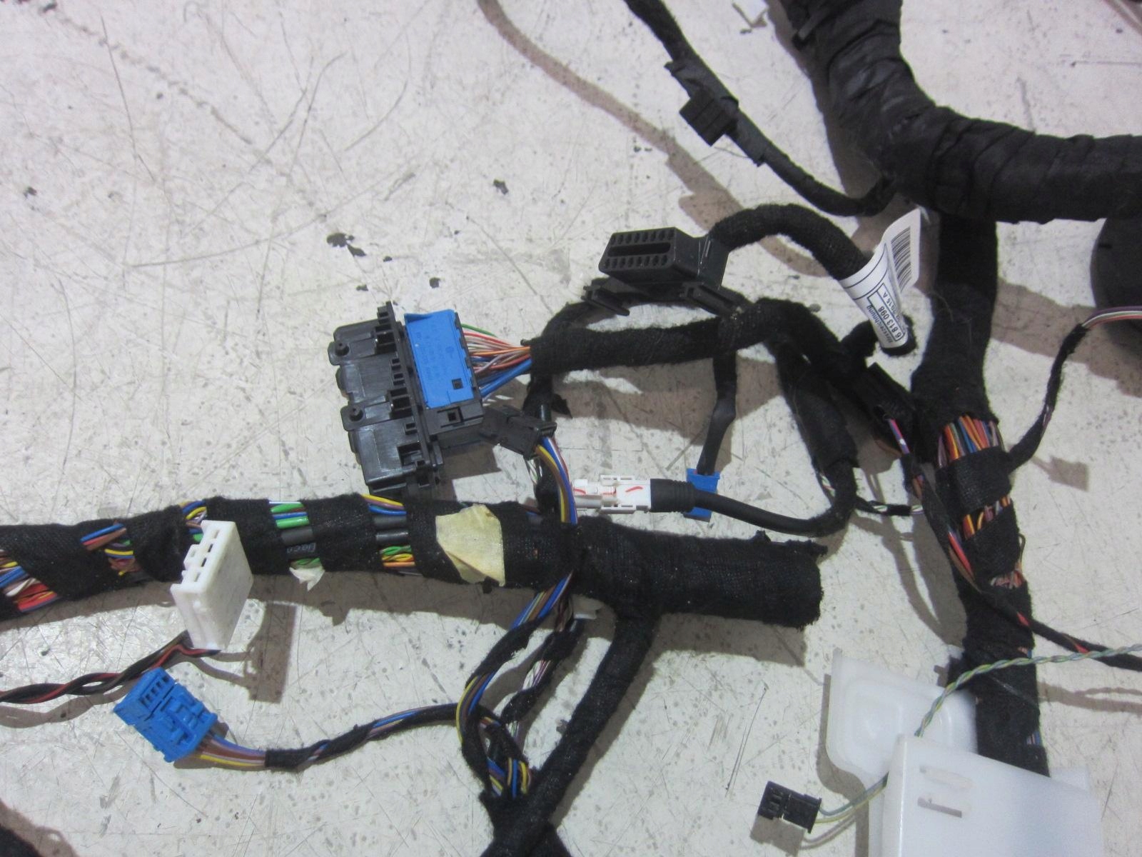 BMW X1 F48 bundle lights LED left front wiring cables WTYCZKI 6821867