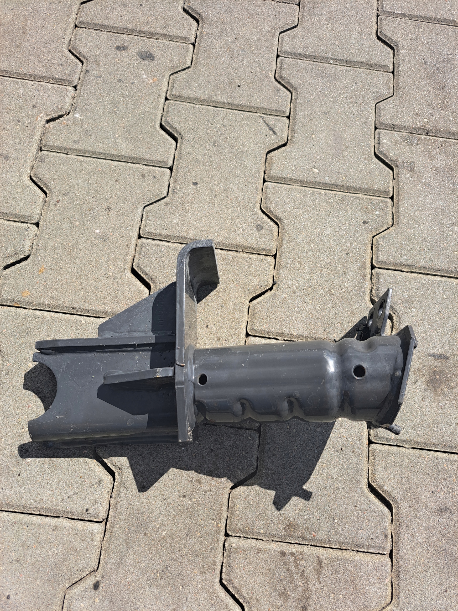 MOCOWANIE LEWE ZDERZAKA STREFA ZGNIOTU VOLVO FH 4