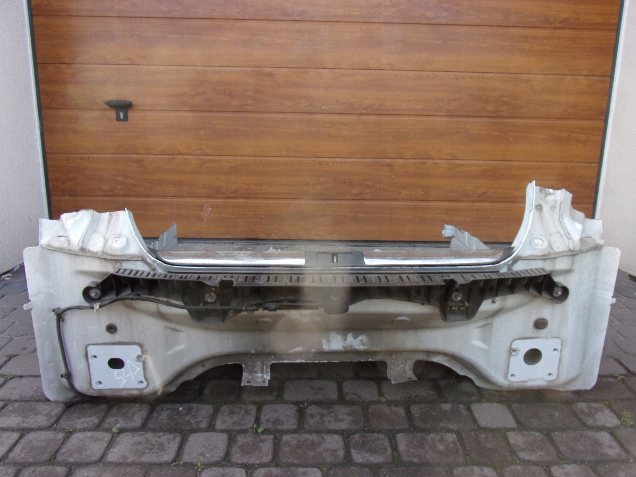 Citroen DS5 pas tylny wanna Producent części Citroen OE