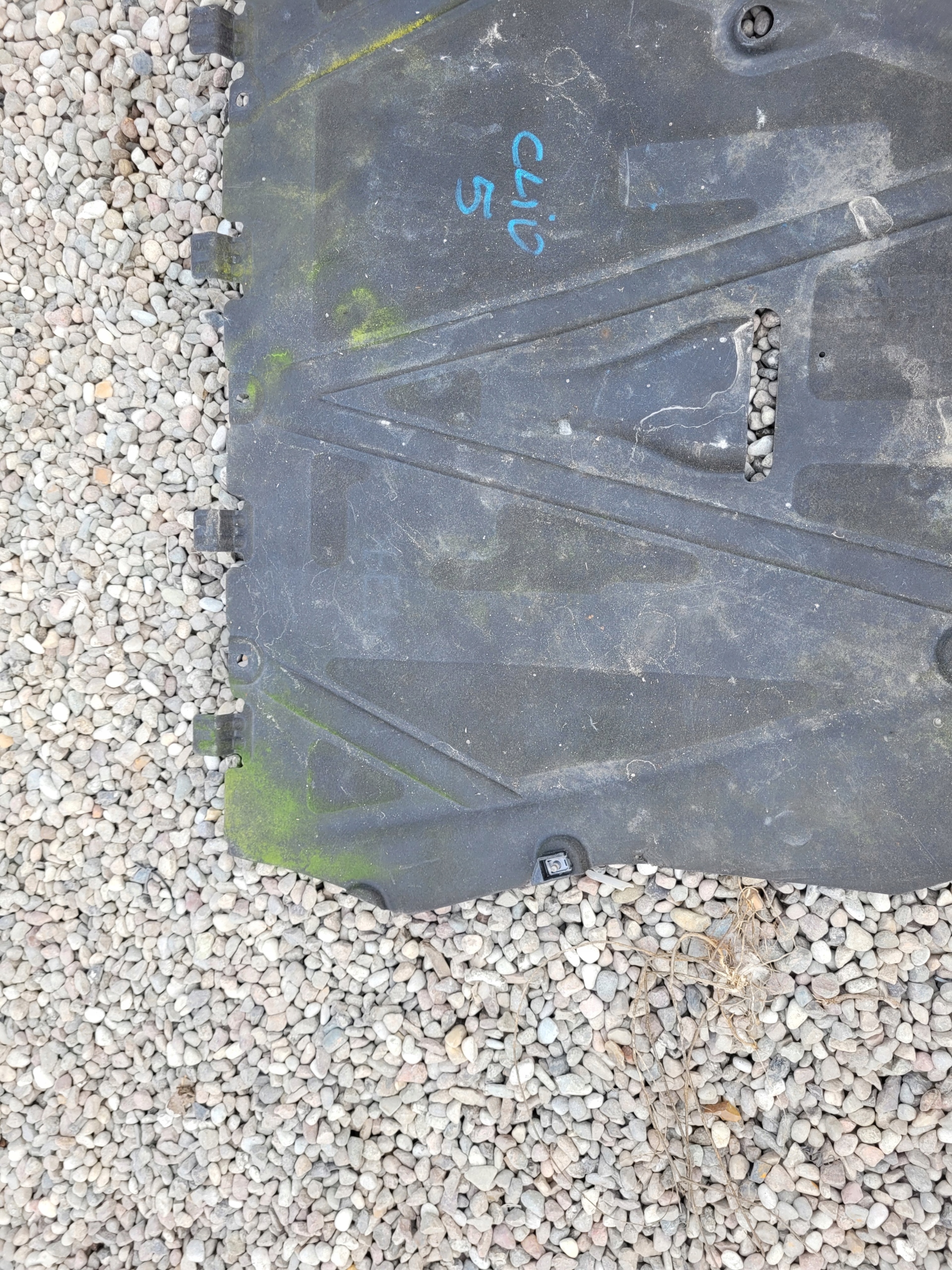cover below engine RENAULT CLIO V