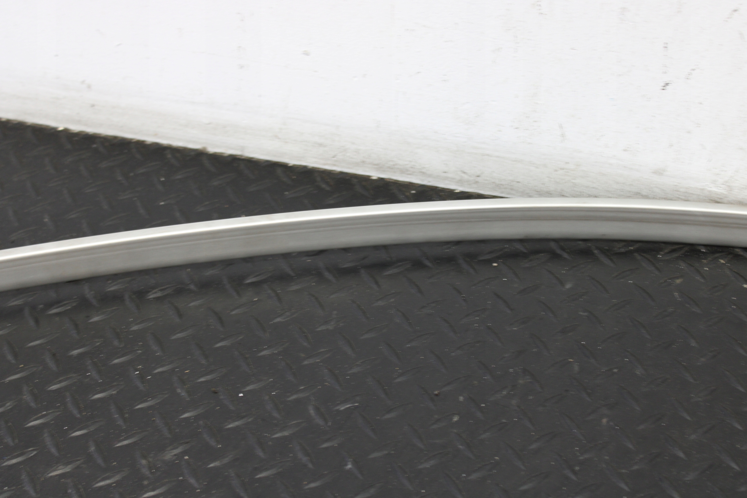 moulding roof left PORSCHE CAYENNE 7L5