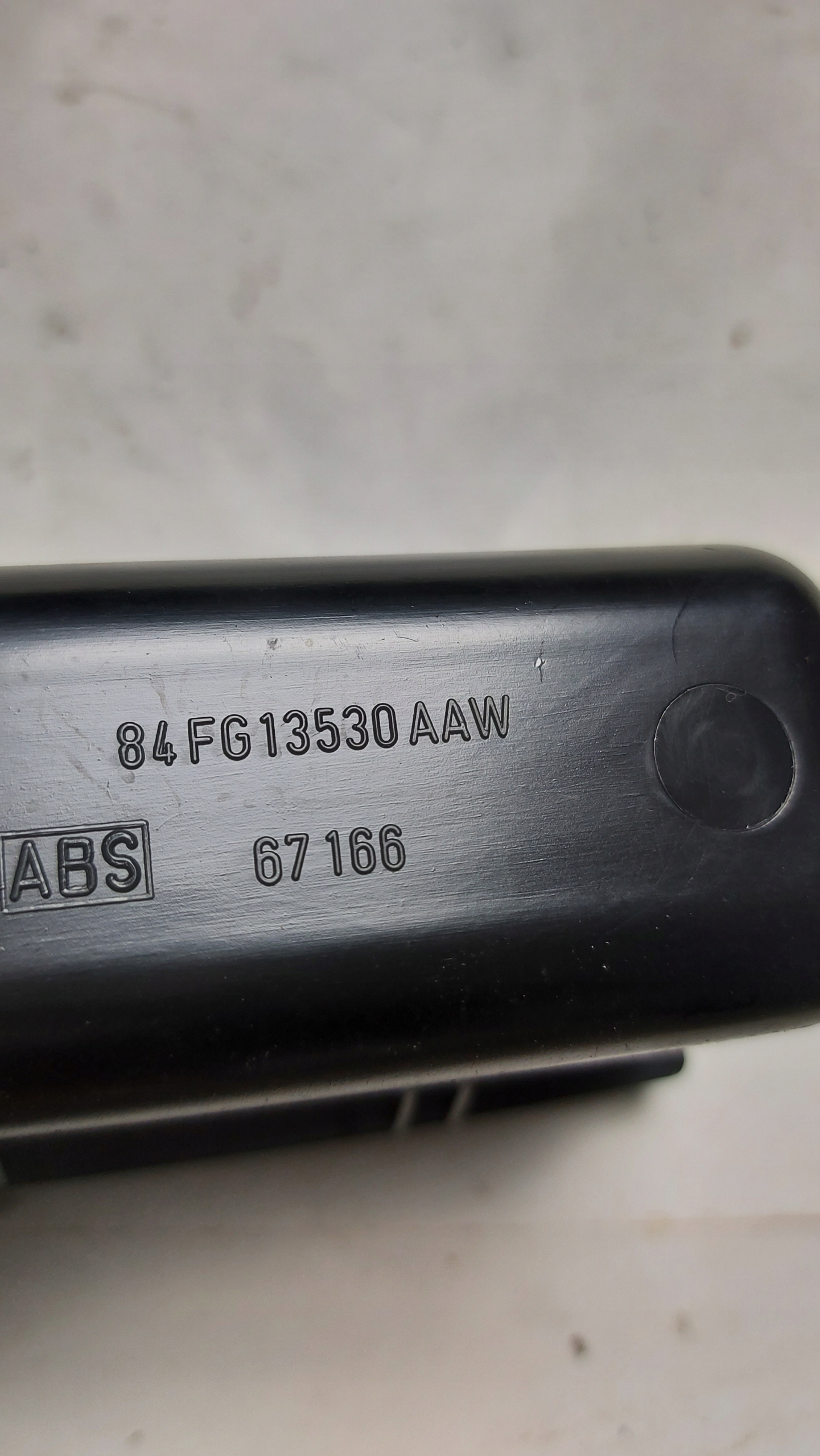 holder bracket frame KIESZEN passenger compartment FORD OE