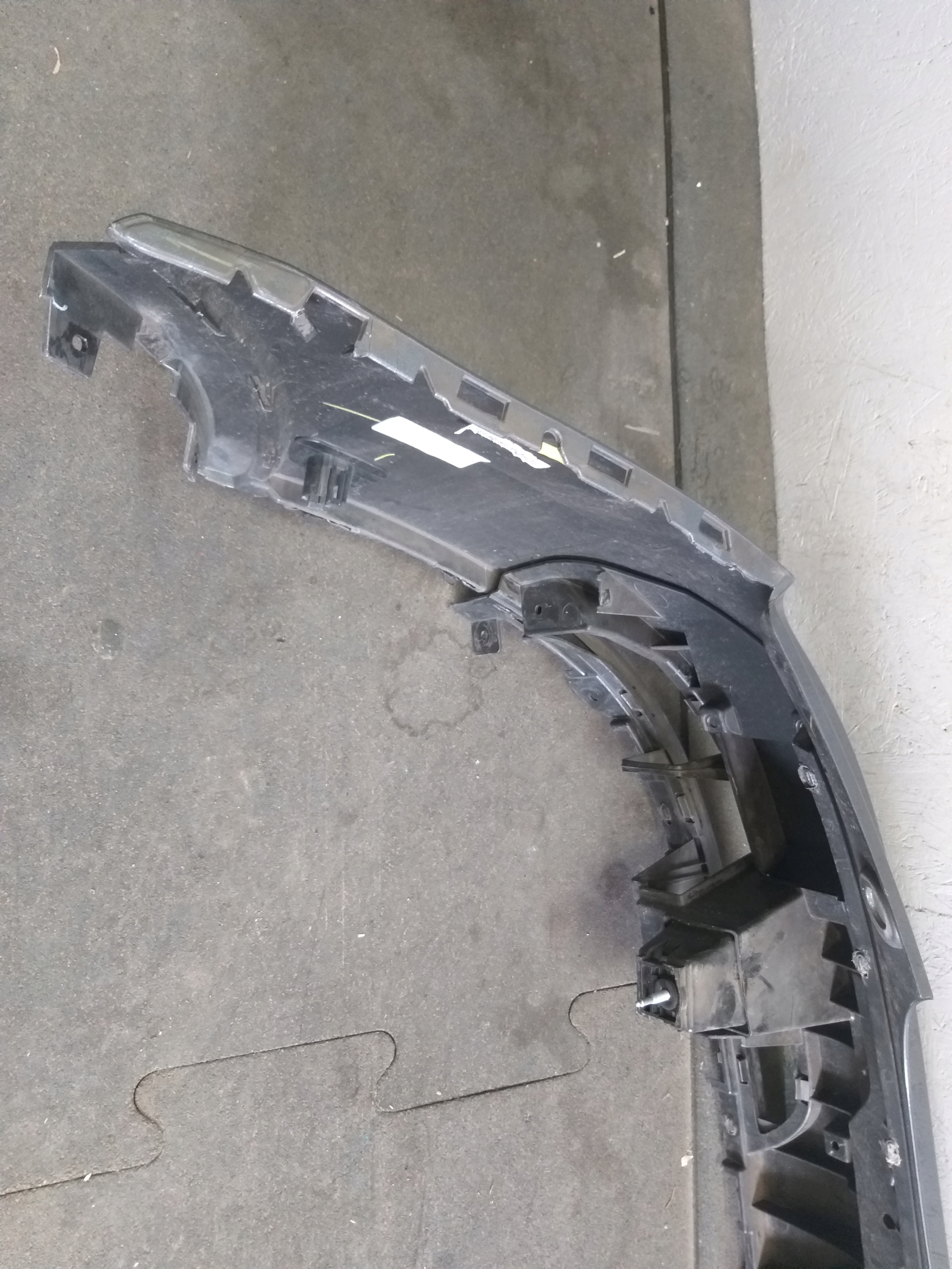 PARAURTI POSTERIORE AUDI Q3 8U