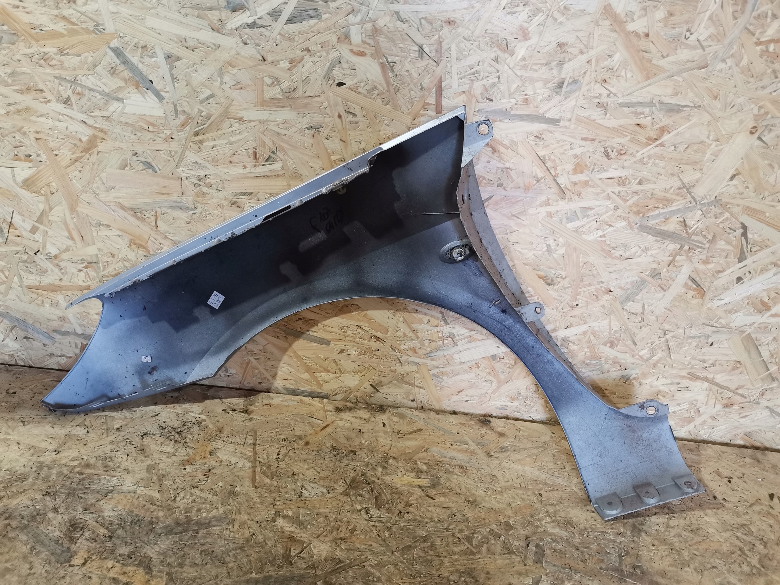 fender right front PEUGEOT 307