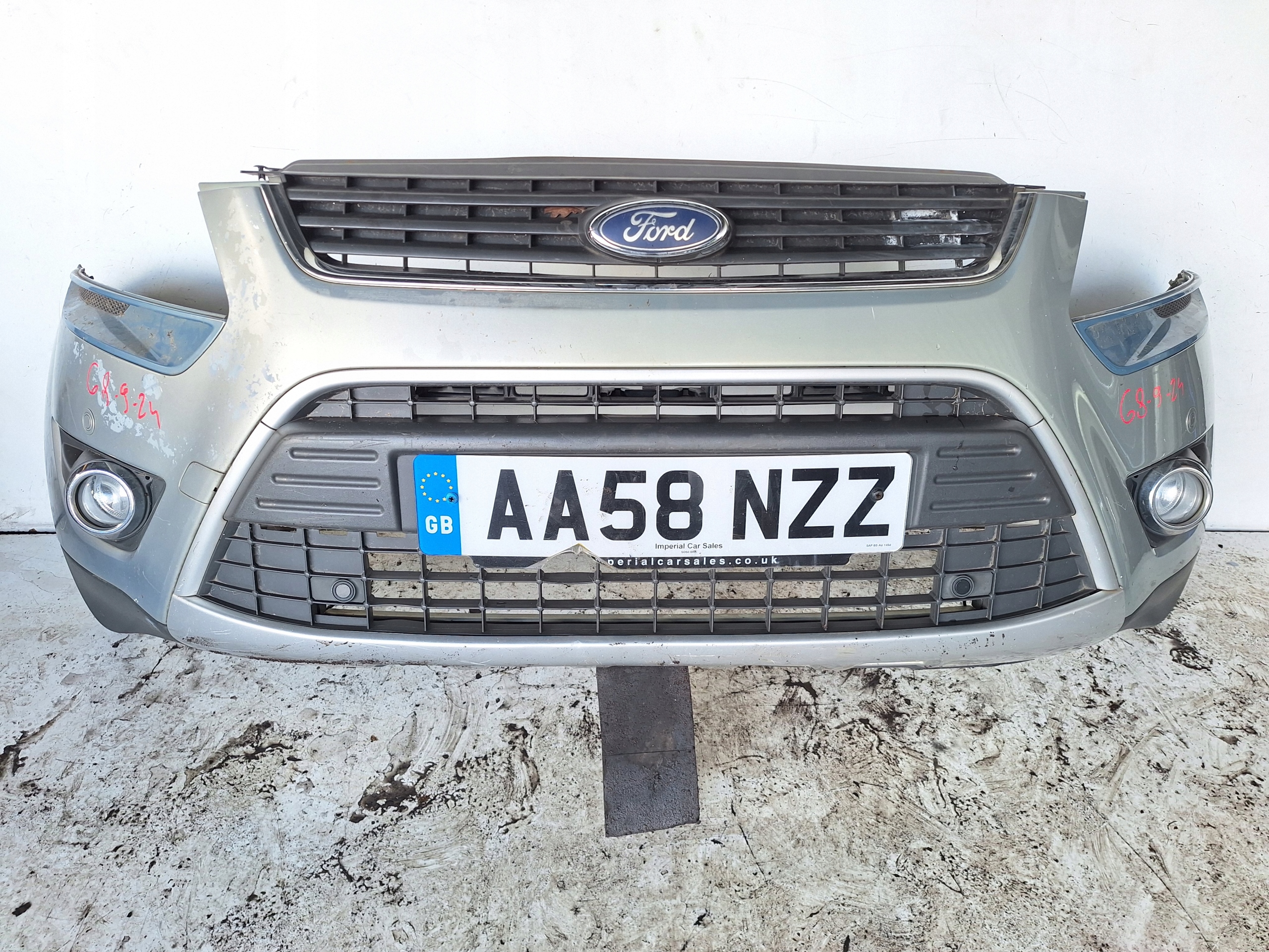 FORD KUGA MK1 08-12 bumper + PDC