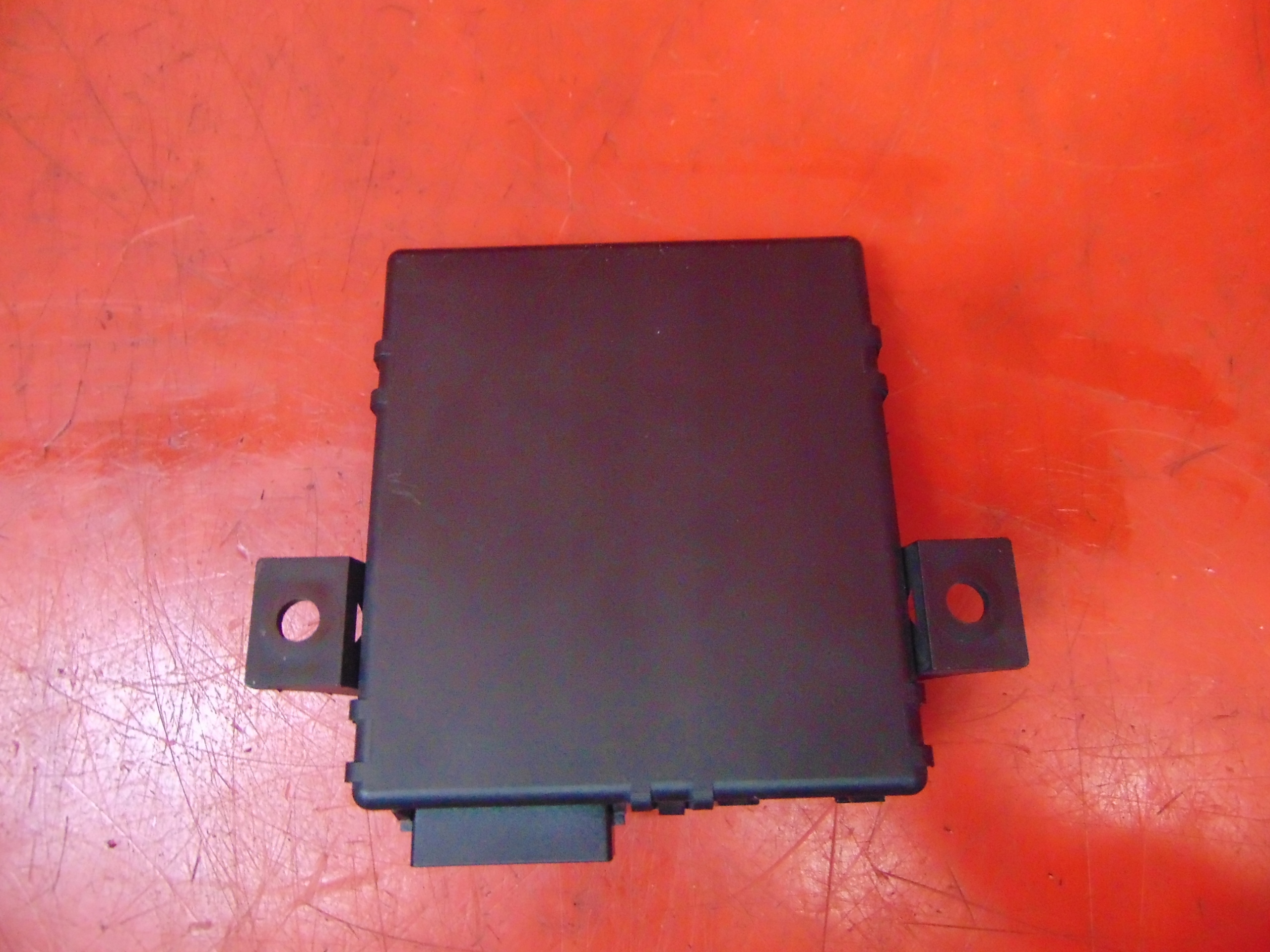 AUDI A1 8X Q3 module control unit GATEWAY 8U0907468G