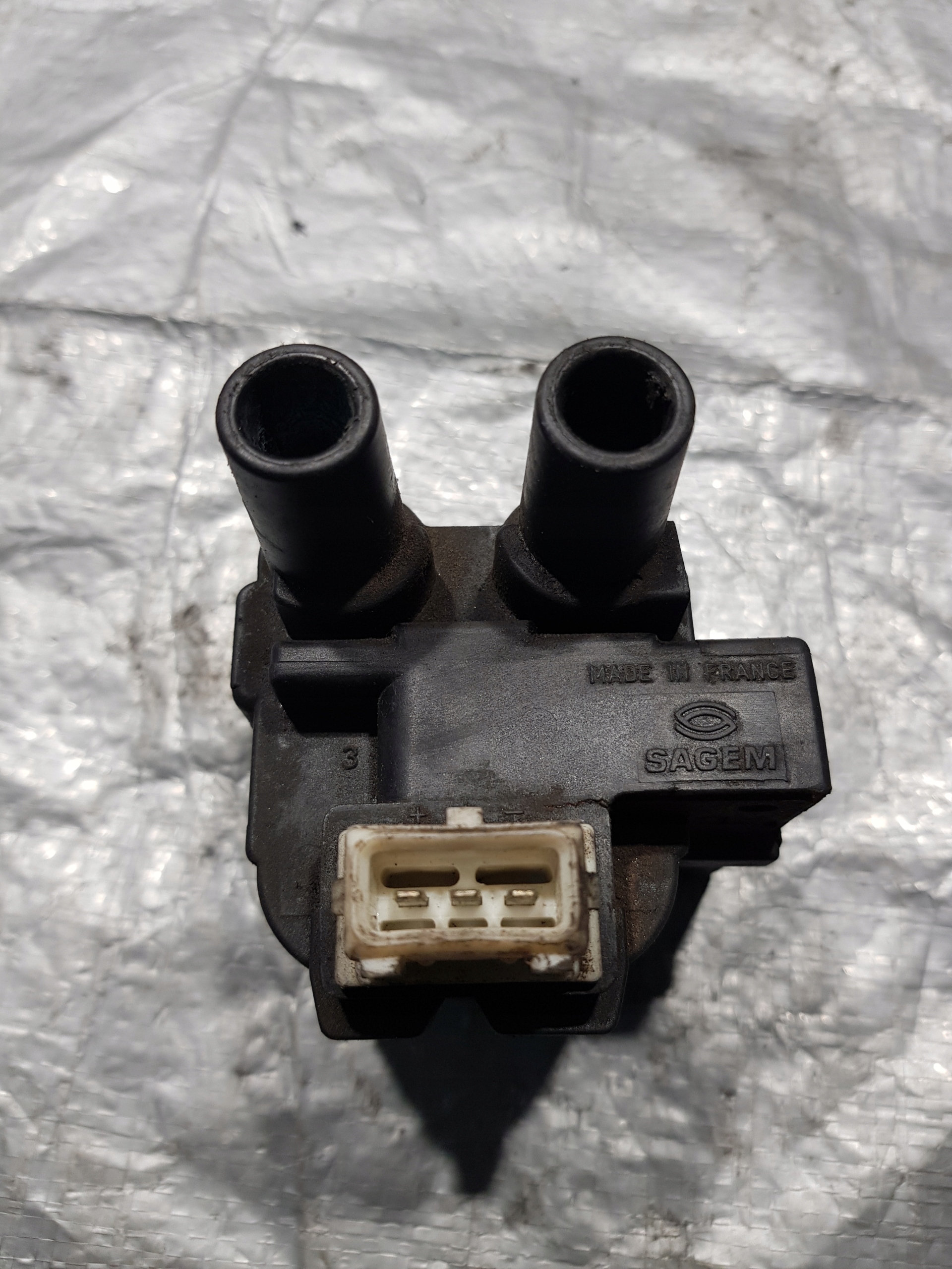 coil ignition RENAULT KANGOO and 1.4 7700100589 OE