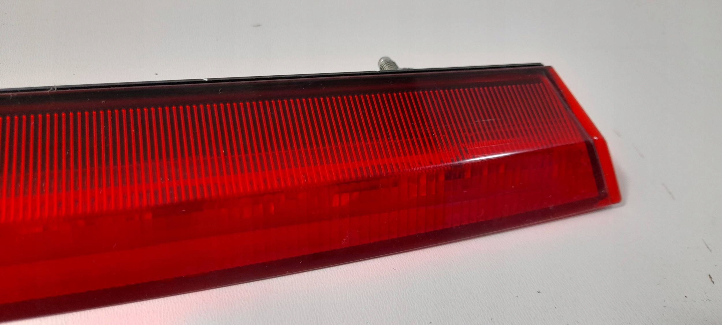 Toyota Corolla E21 Kombi Trzecie light stop (R385)