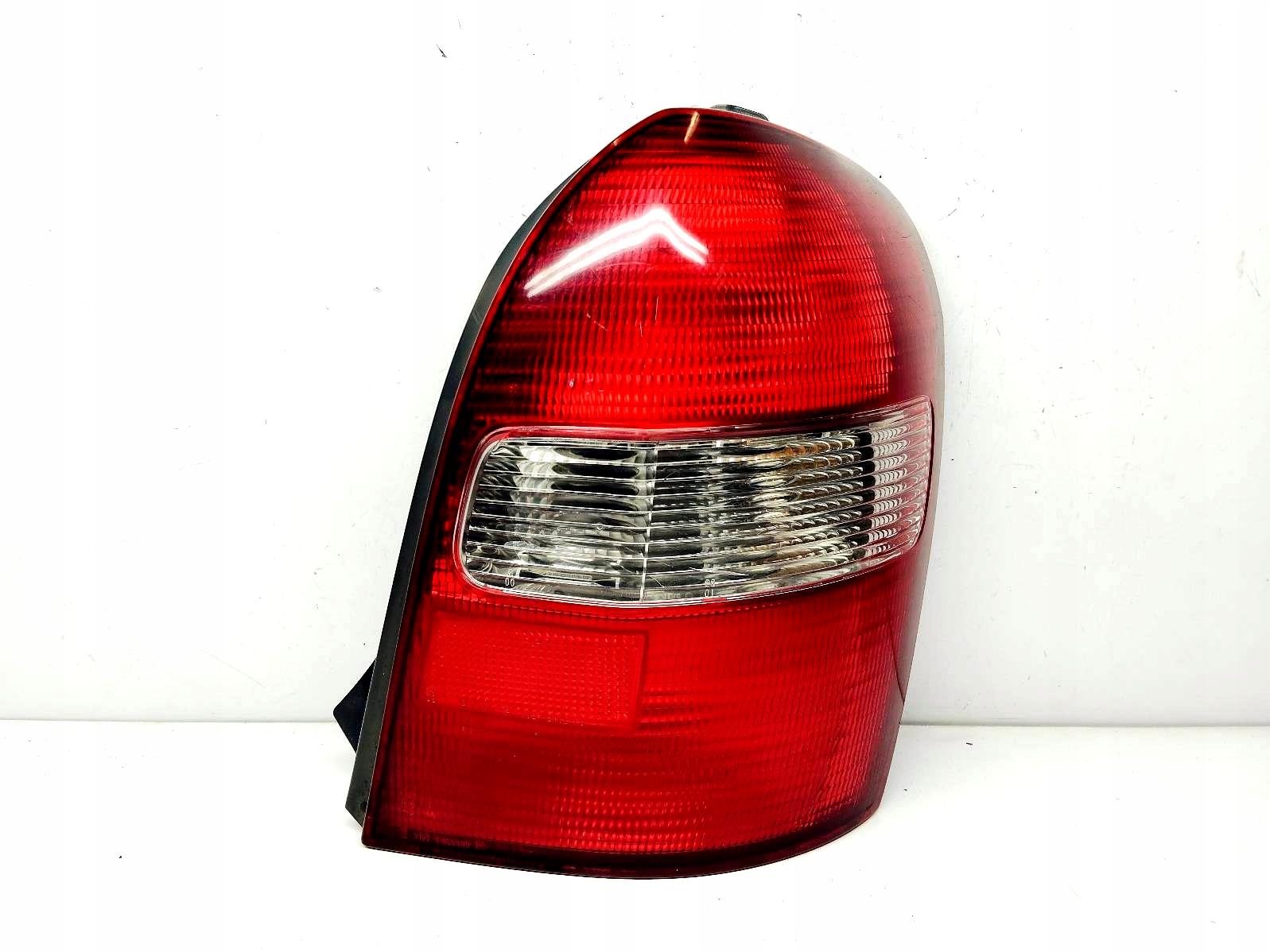 light right rear part MAZDA 323F DiTD V182 02r