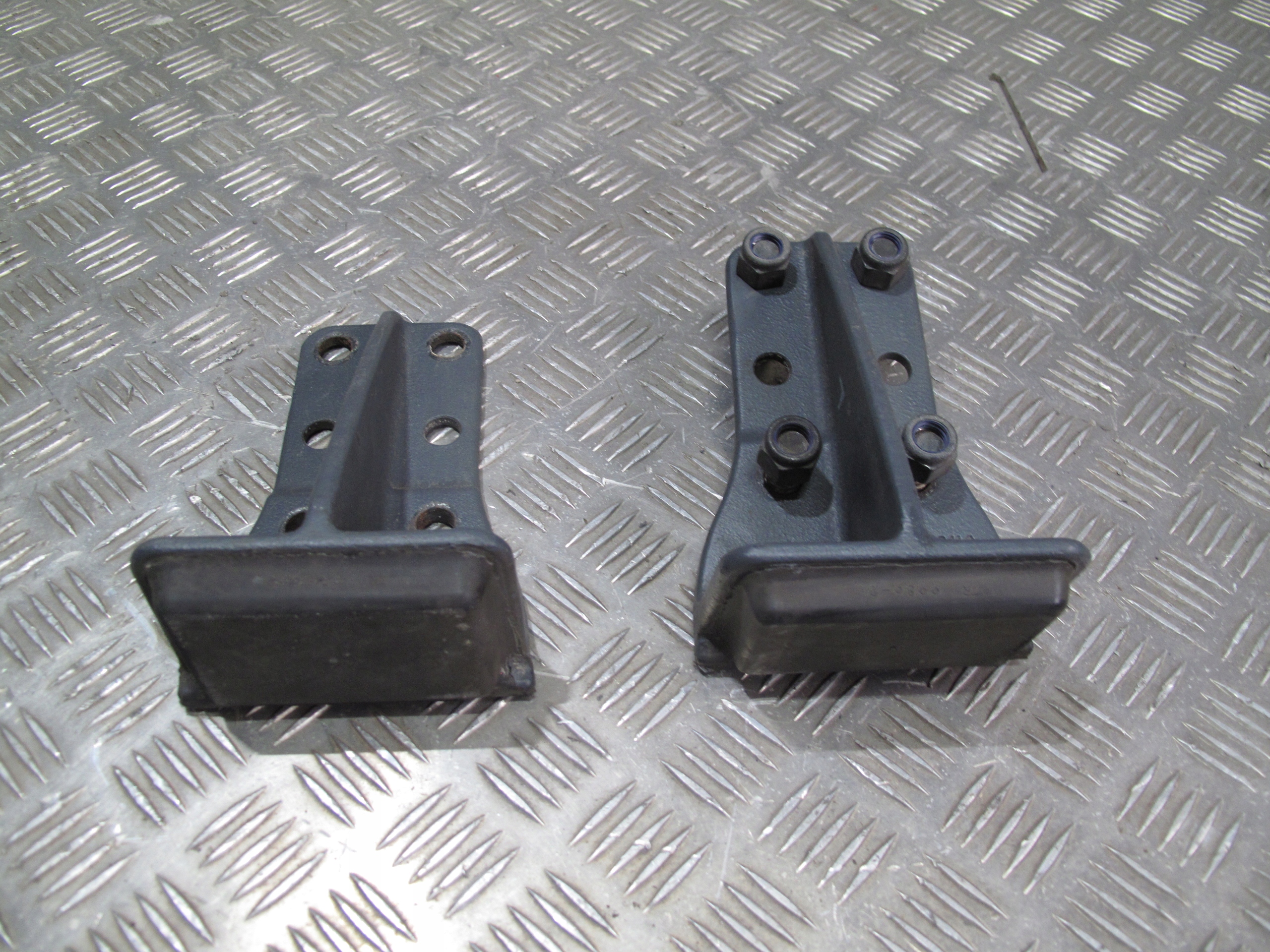 ODBOJNIK ODBOJNIKI RAMY SCANIA R S