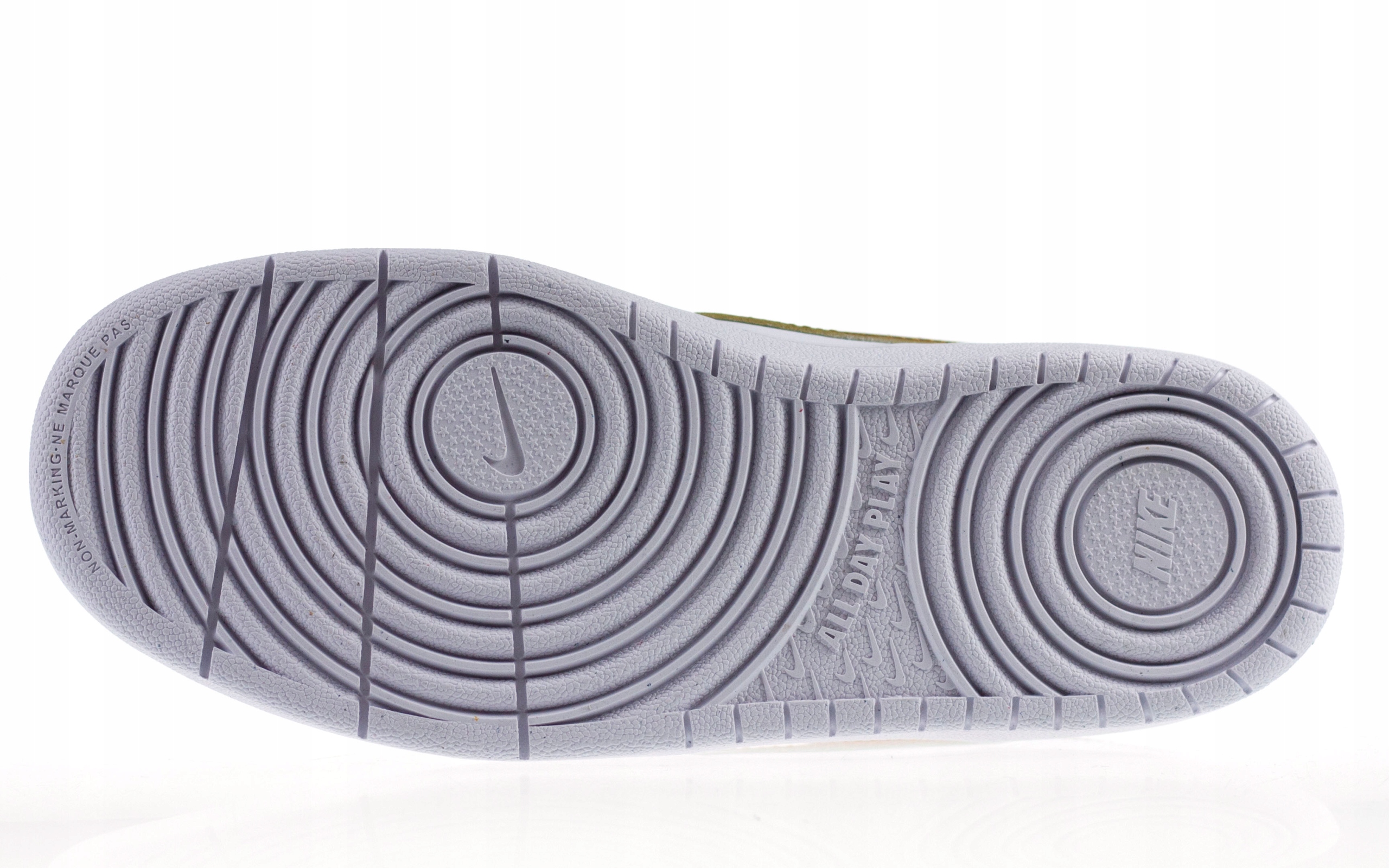 Boty NIKE COURT BOROUGH LOW 2 SE (GS) Barva bílá