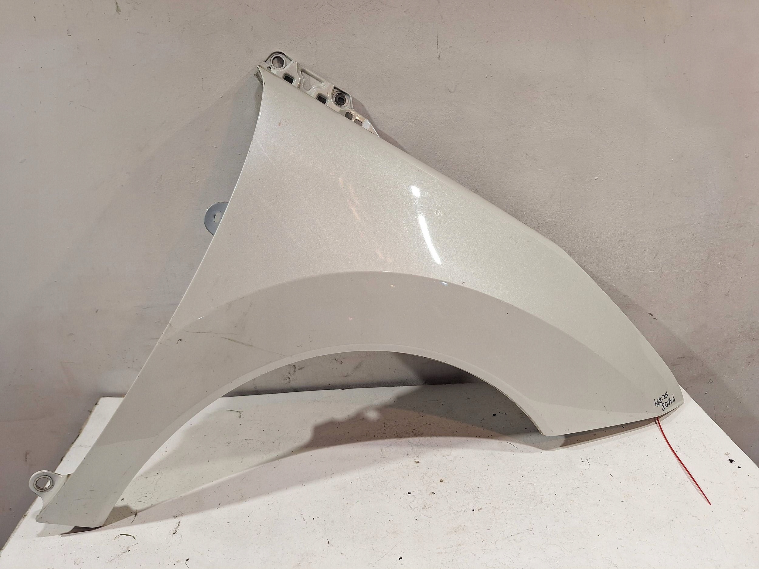 fender front right PEUGEOT 3008 09