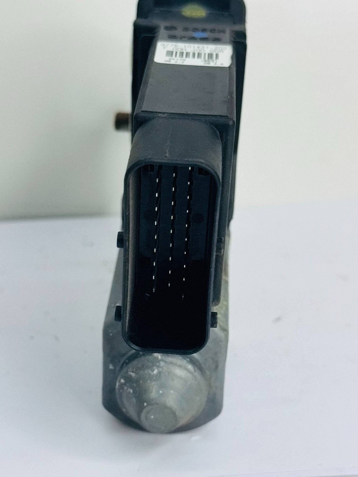 mini motor windows left front VW NEW BEETLE 9776101431202 / 101386101
