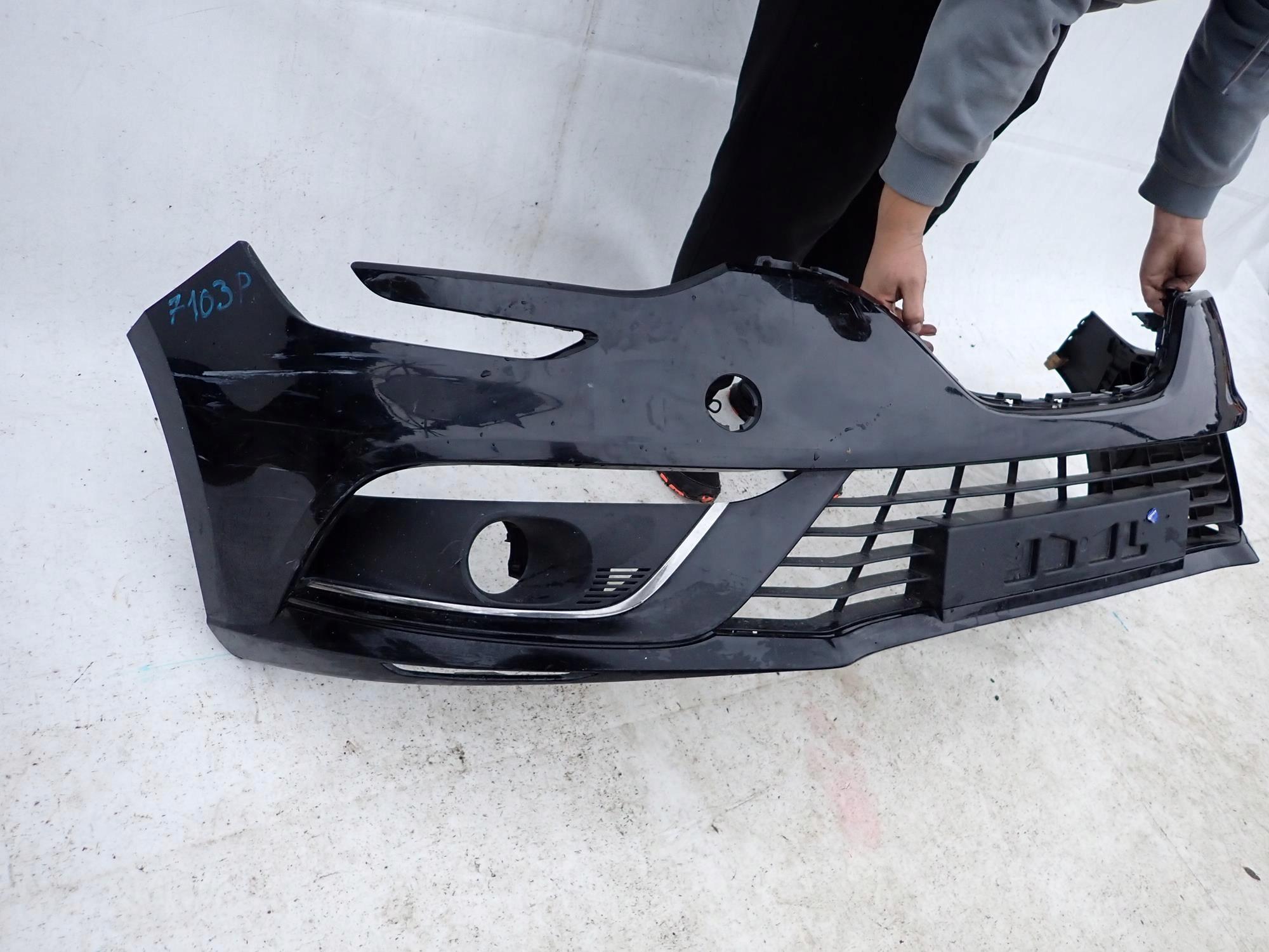 RENAULT MEGANE IV 4 16-20 bumper front front