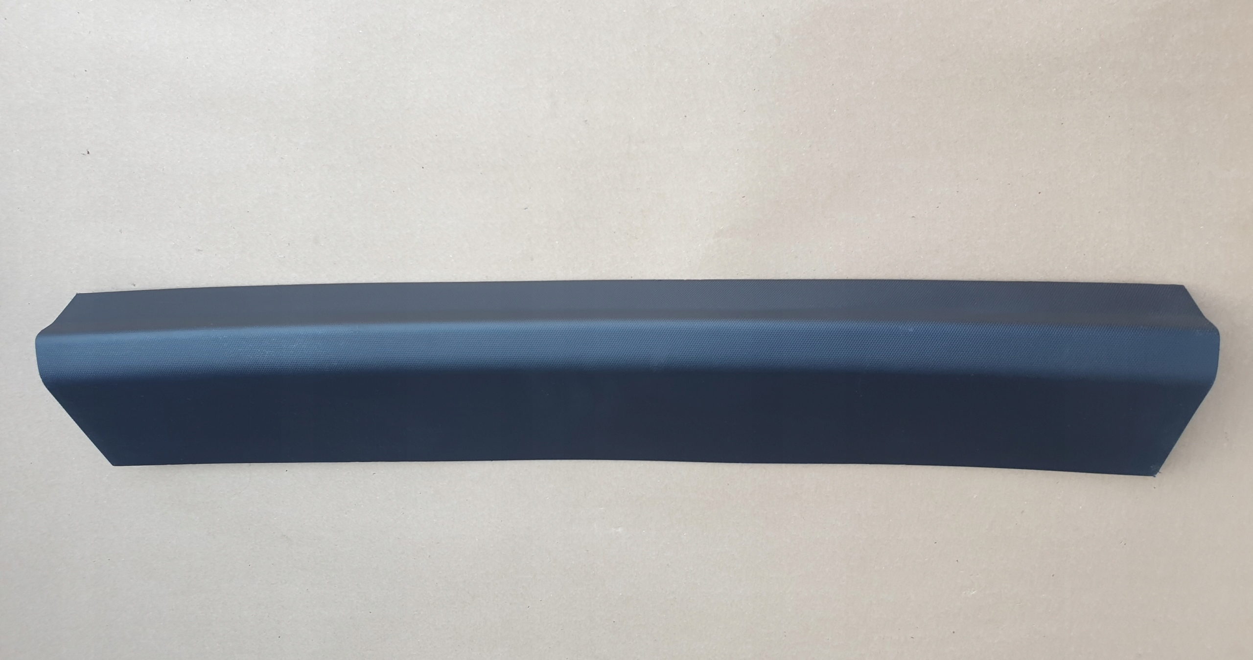 cap bonnet boot moulding upholstery cover FORD KUGA II OE