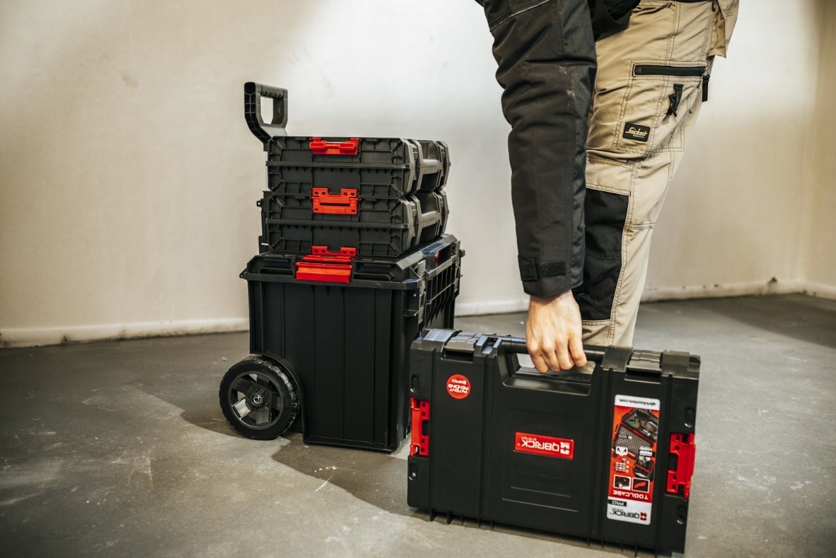 SKRZYNKA ORGANIZER WALIZKA QBRICK PRO TOOLCASE Waga 3 kg