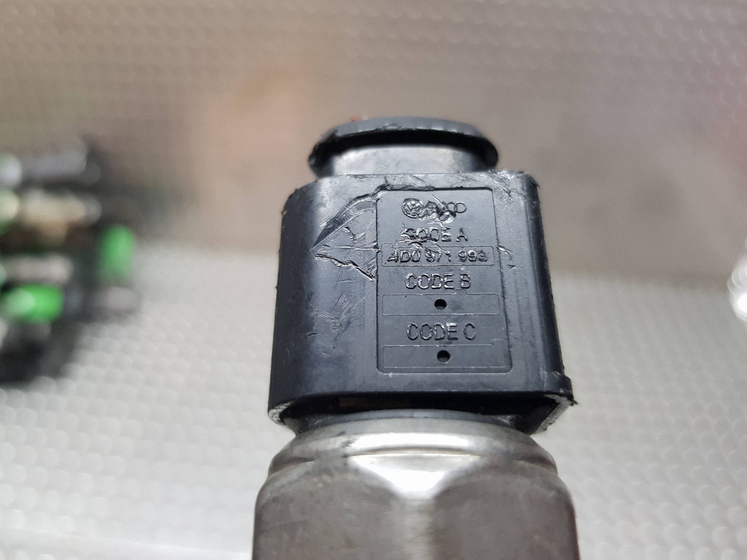 Rampe injection Capteurs 04L089B OCTAVIA III A3 8V LEON GOLF VII 2.0 TDI