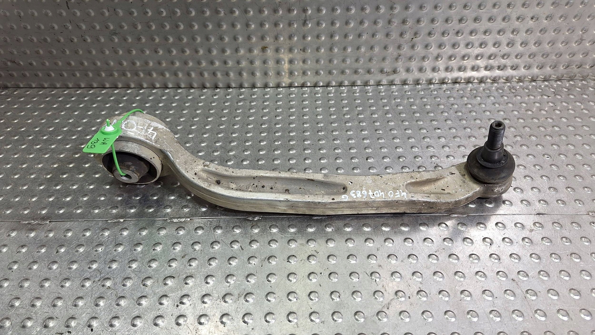arm left front 4F0407693G AUDI A6 C6