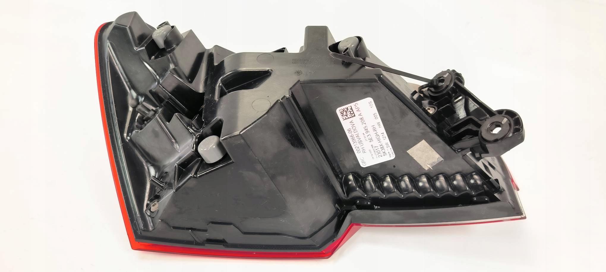 light right rear part 5E3945208A SKODA OCTAVIA IV