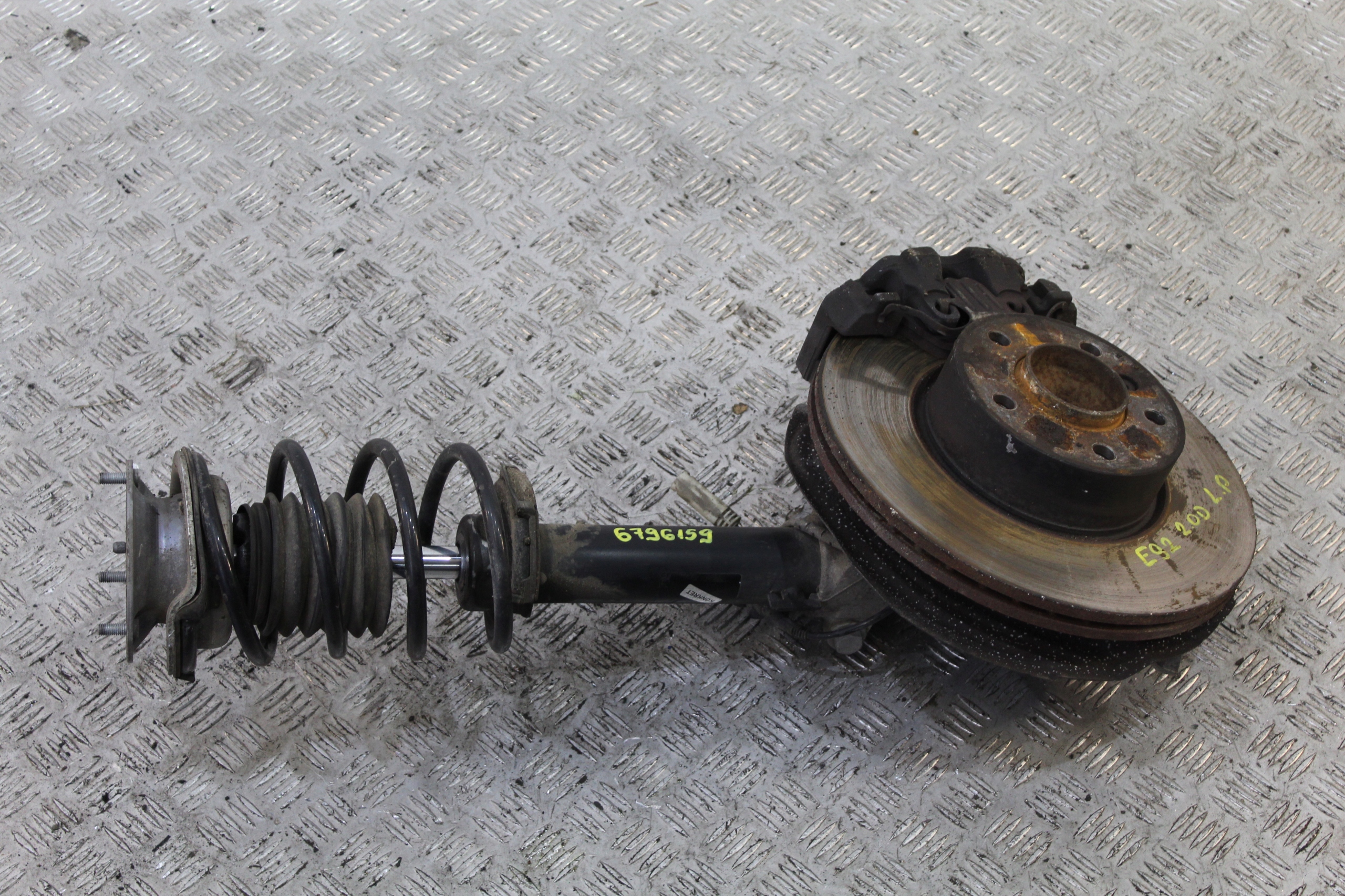 otoč McPherson levý předek BMW 3 E92 LIFT