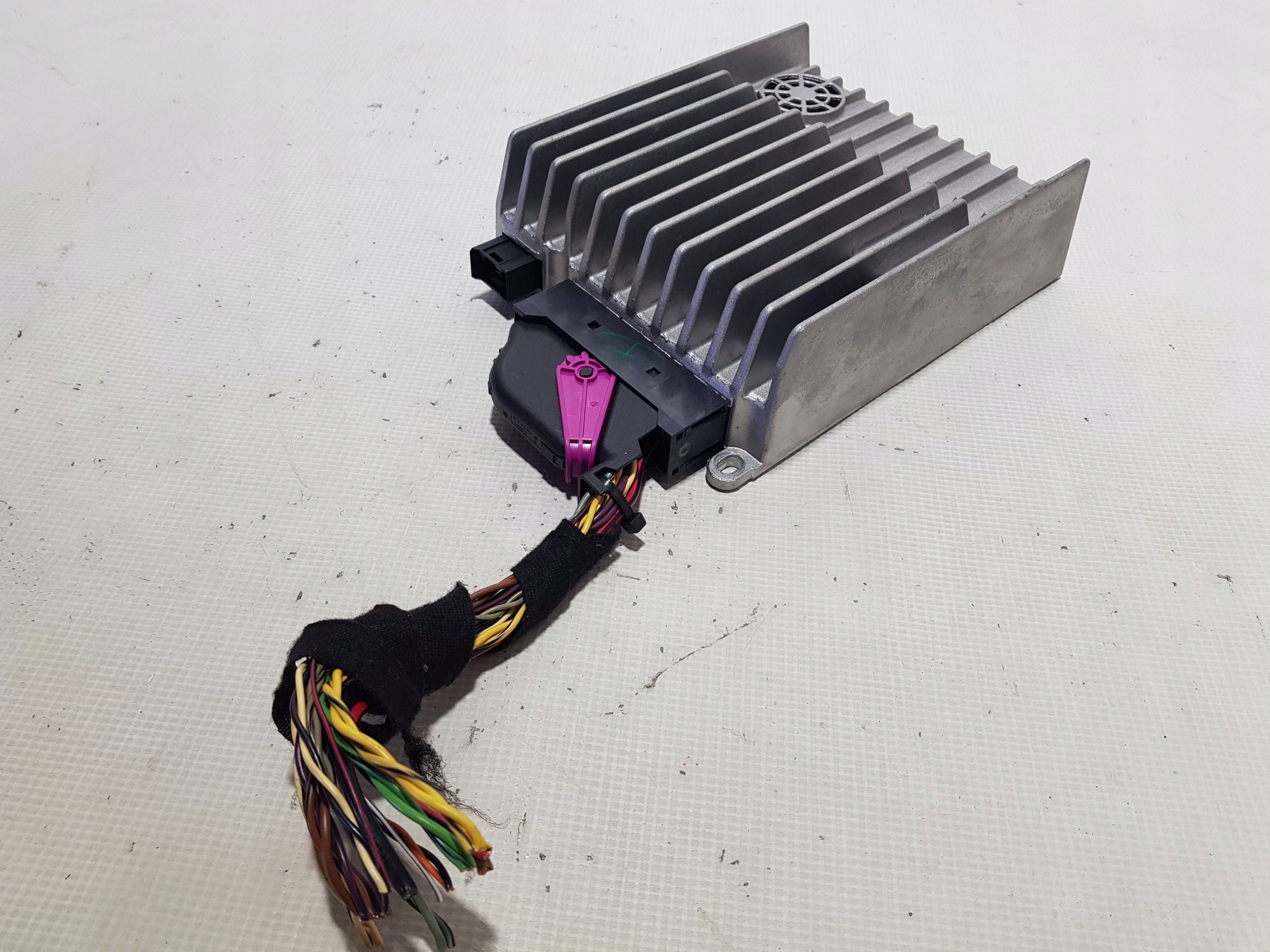 amplifier MERCEDES ML W164 W251 LIFT 2519007300