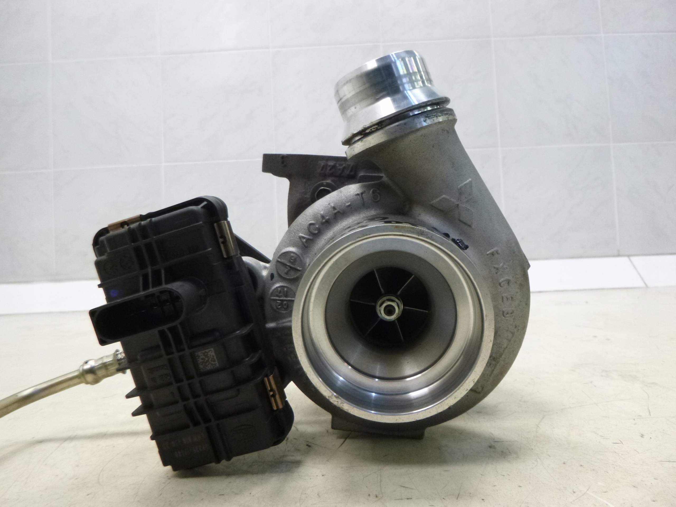 JAGUAR XE 2.0 D turbo TURBINA prijenos