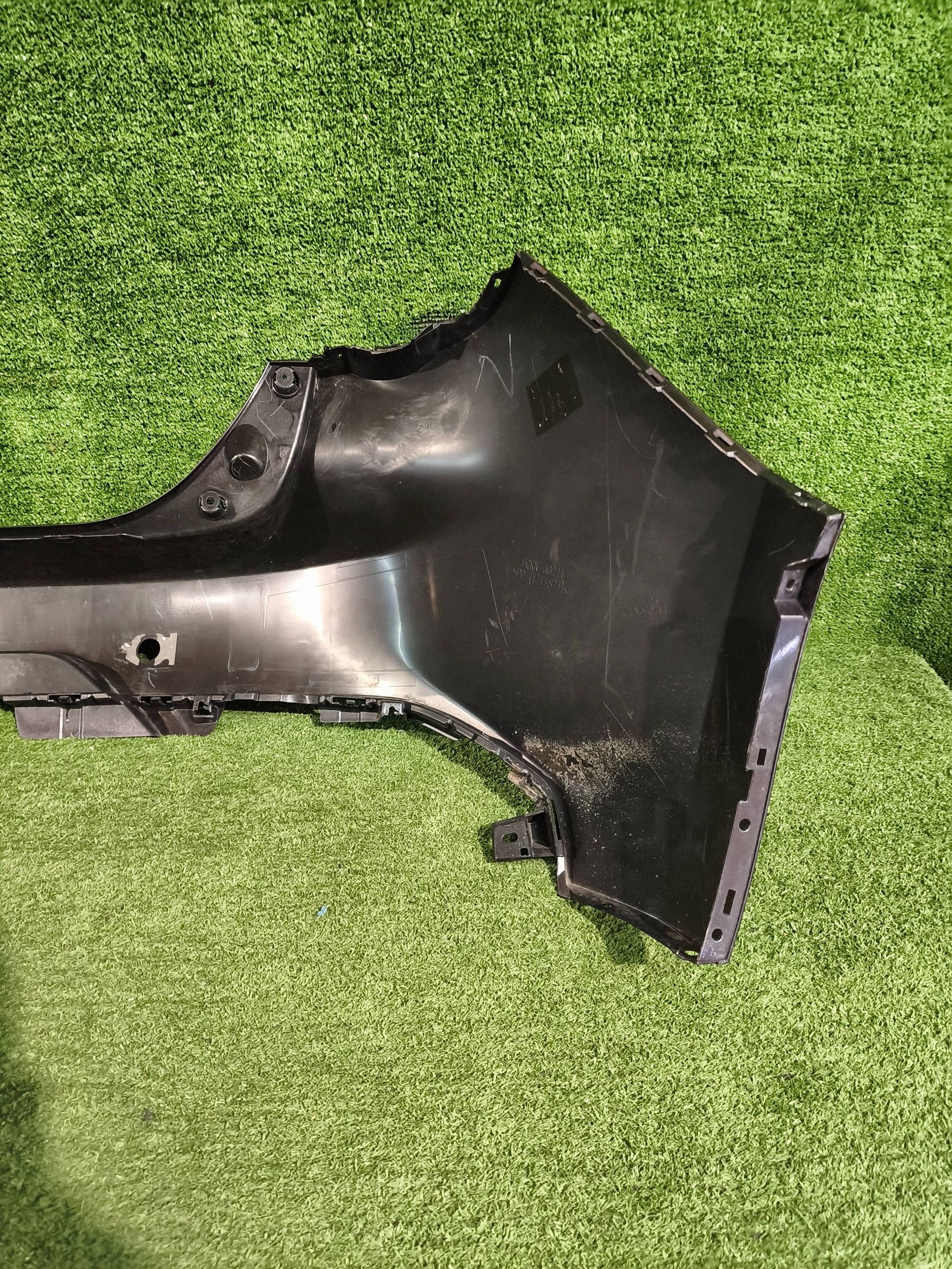 stoßstange TYLNI heck MAZDA 3 BP HB 19- NR.013