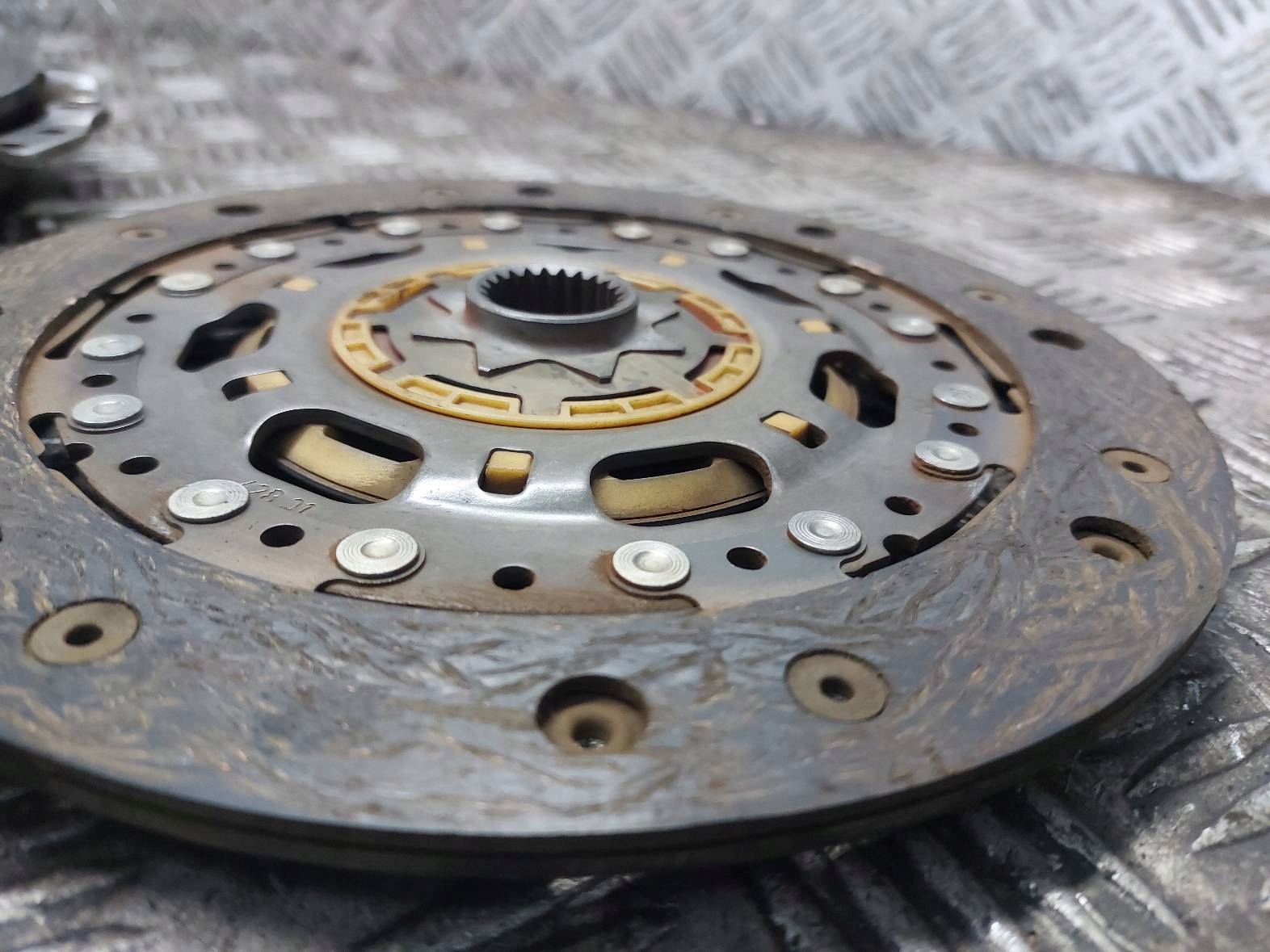 VOLANO USATO + disco + di pressione VOLVO S40 II 1.8 16V