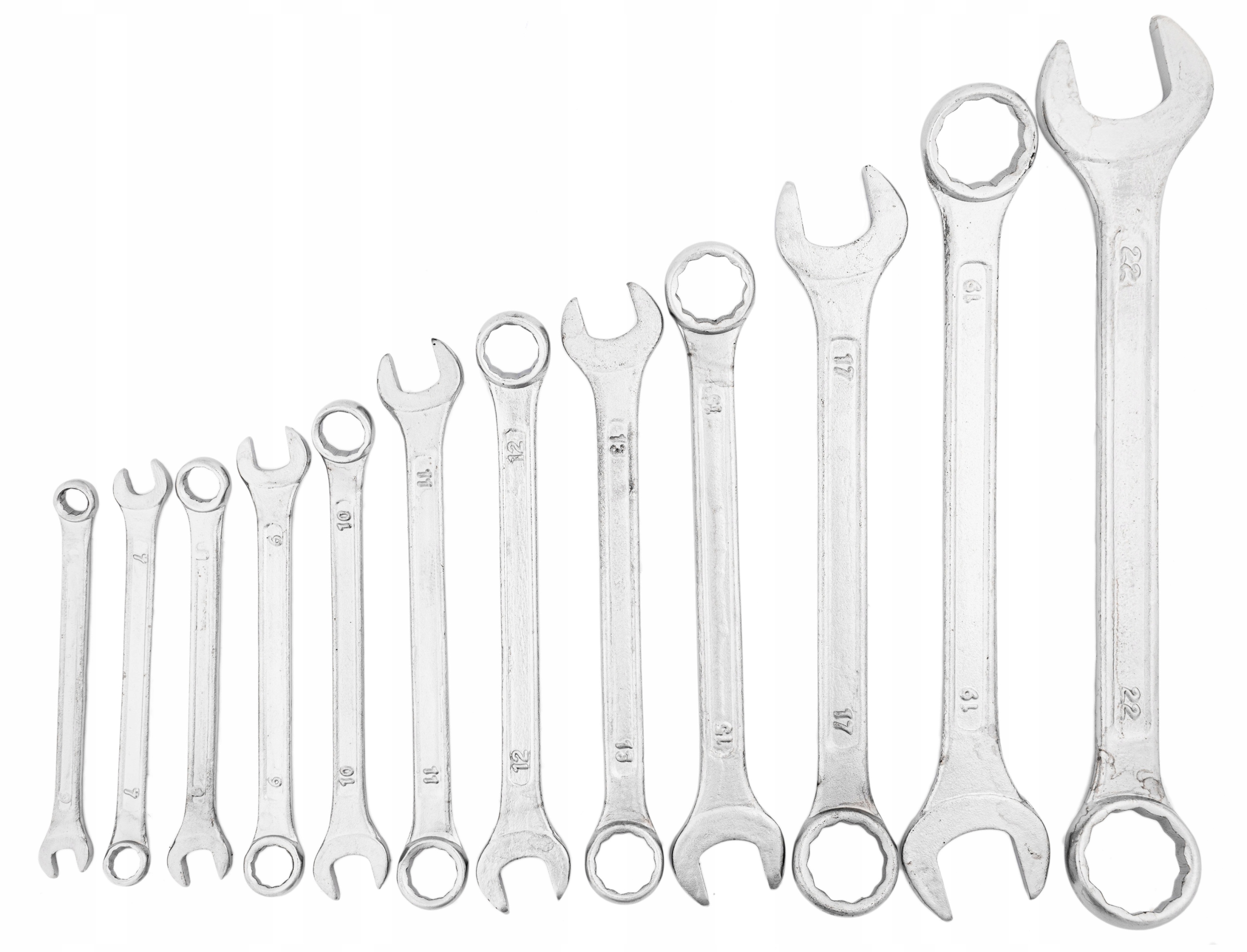 KLUCZE PŁASKO OCZKOWE ZESTAW KLUCZY PŁASKO-OCZKOWYCH W ETUI 6-22 MM 12 SZT. Marka Falon-Tech