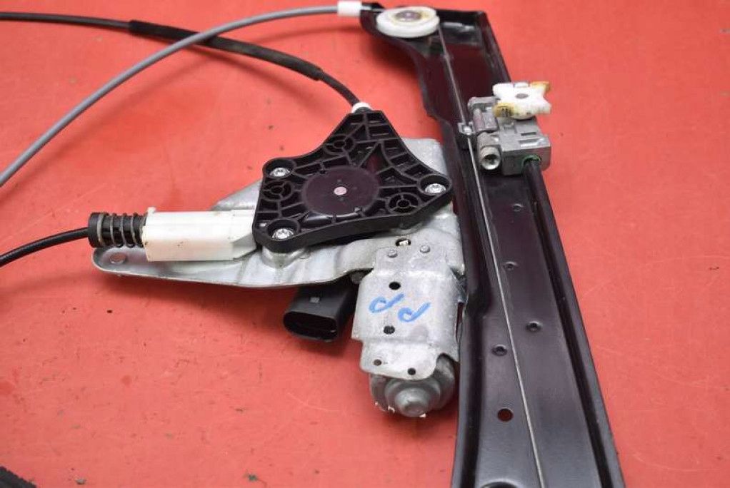 window regulator right front EU 7008624S BMW E63 03-07