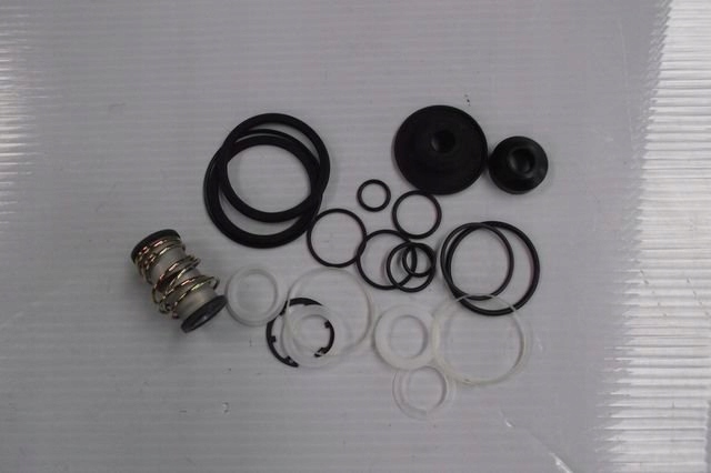 KOMPLET NAPRAWCZY ZAWORU GŁÓWNEGO JELCZ